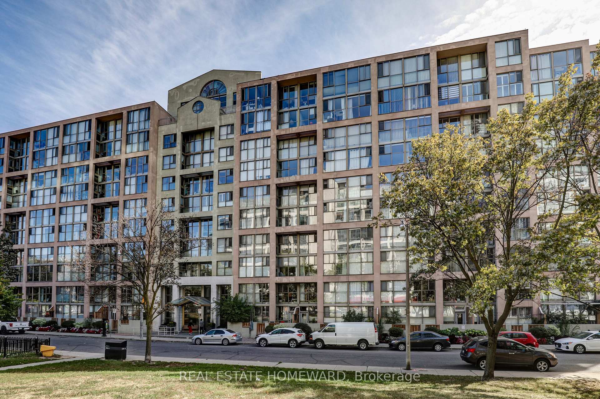 Photo 1 of Unit 806, 65 Scadding Avenue, Toronto, Waterfront Communities — HOMEH