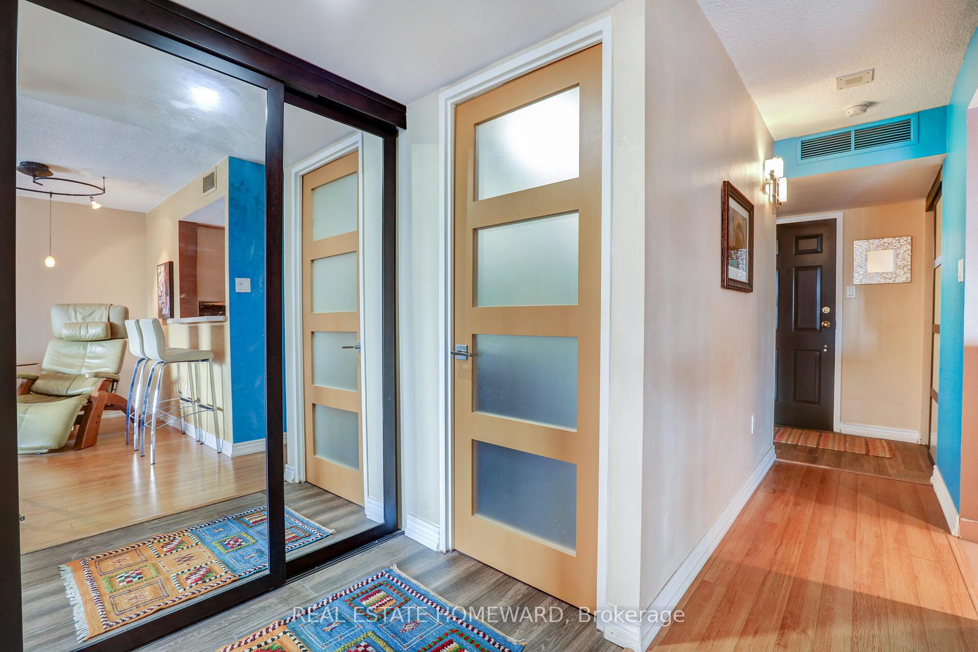 Photo 4 of Unit 806, 65 Scadding Avenue, Toronto, Waterfront Communities — HOMEH