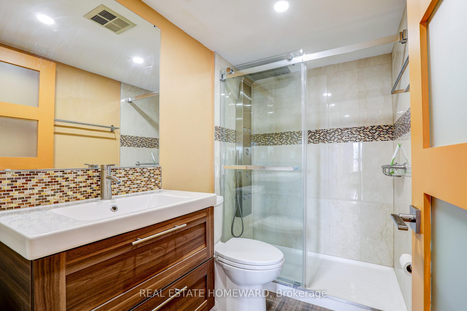 Photo 25 of Unit 806, 65 Scadding Avenue, Toronto, Waterfront Communities — HOMEH