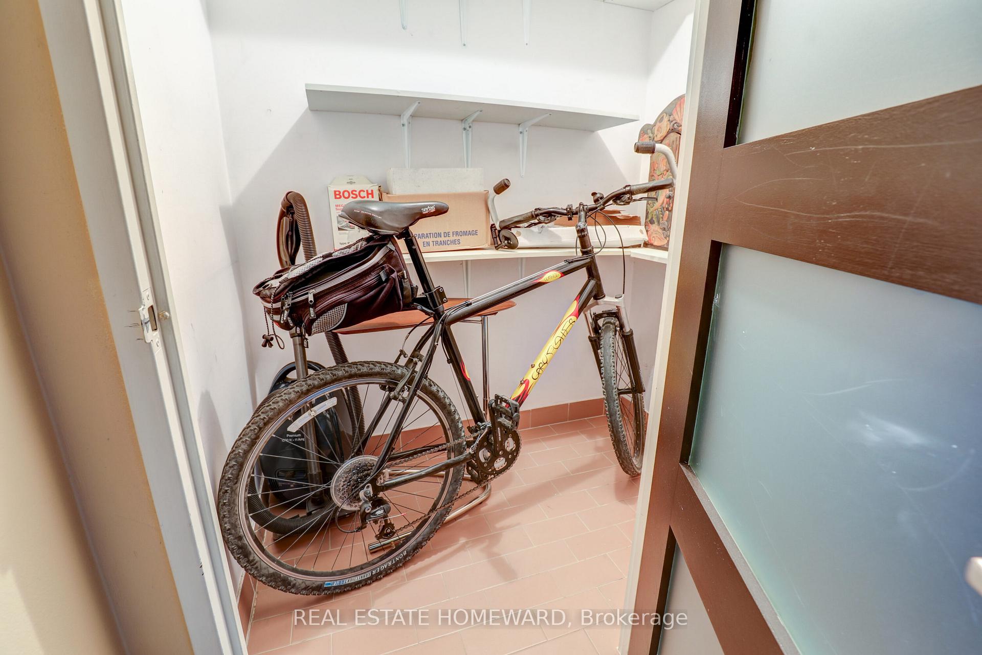 Photo 20 of Unit 806, 65 Scadding Avenue, Toronto, Waterfront Communities — HOMEH