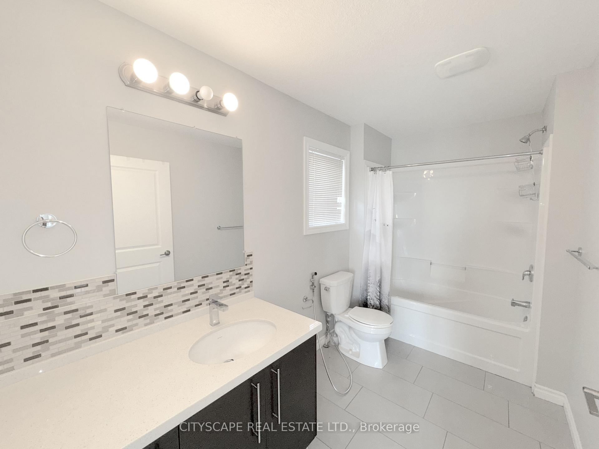 Photo 13 of Unit 20, 3560 Singleton Avenue, London, South W — HOMEH