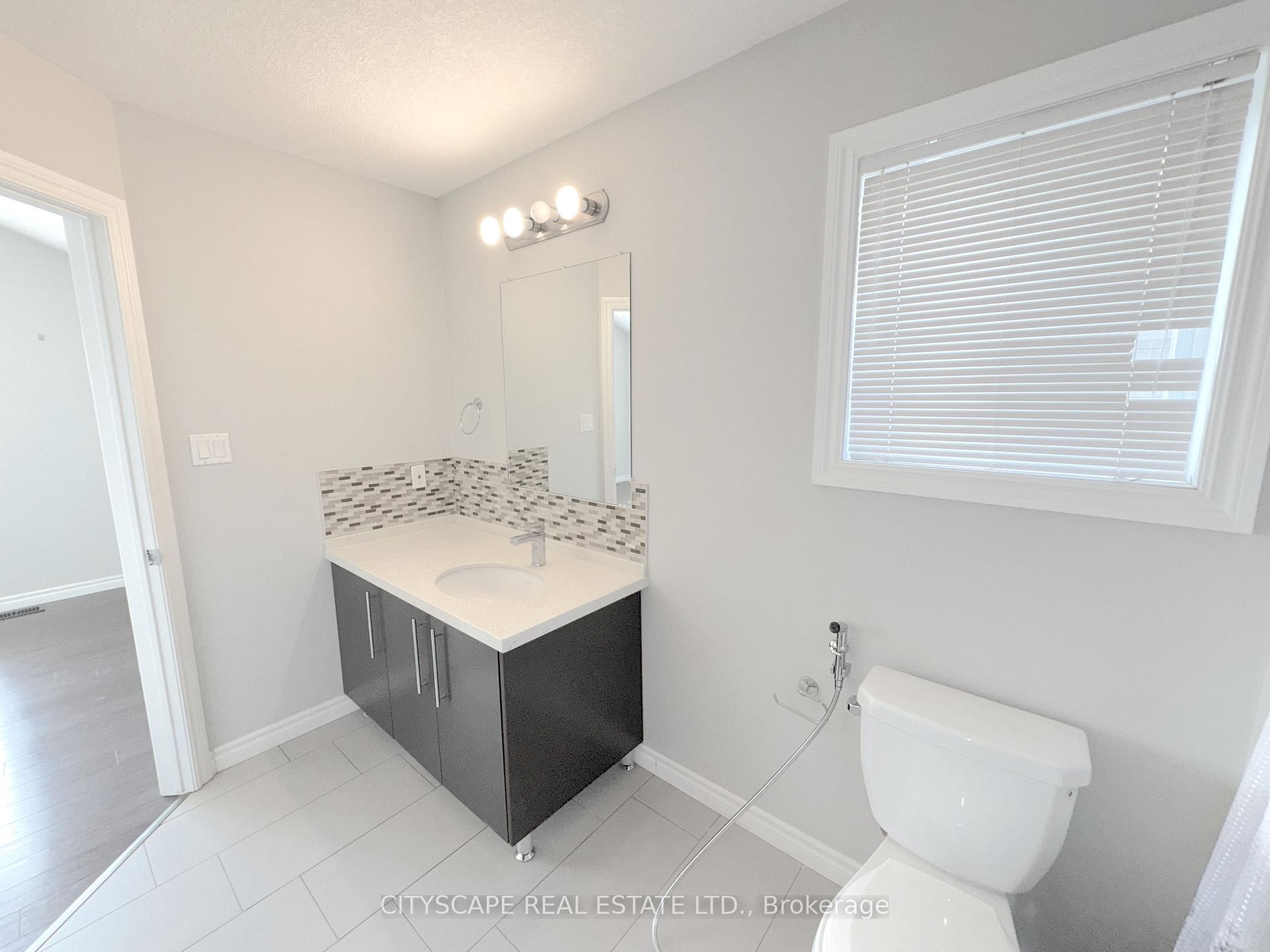 Photo 9 of Unit 20, 3560 Singleton Avenue, London, South W — HOMEH