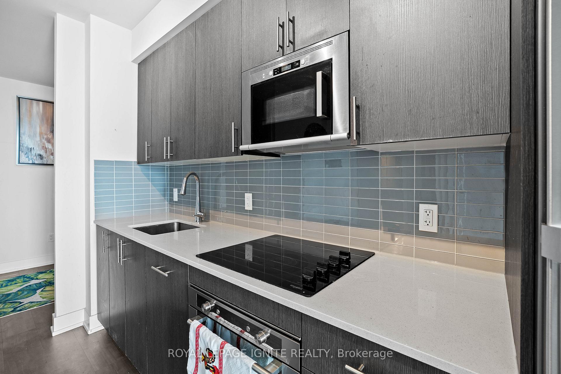 Photo 5 of Unit 2311, 2550 Simcoe Street N, Oshawa, Windfields — HOMEH