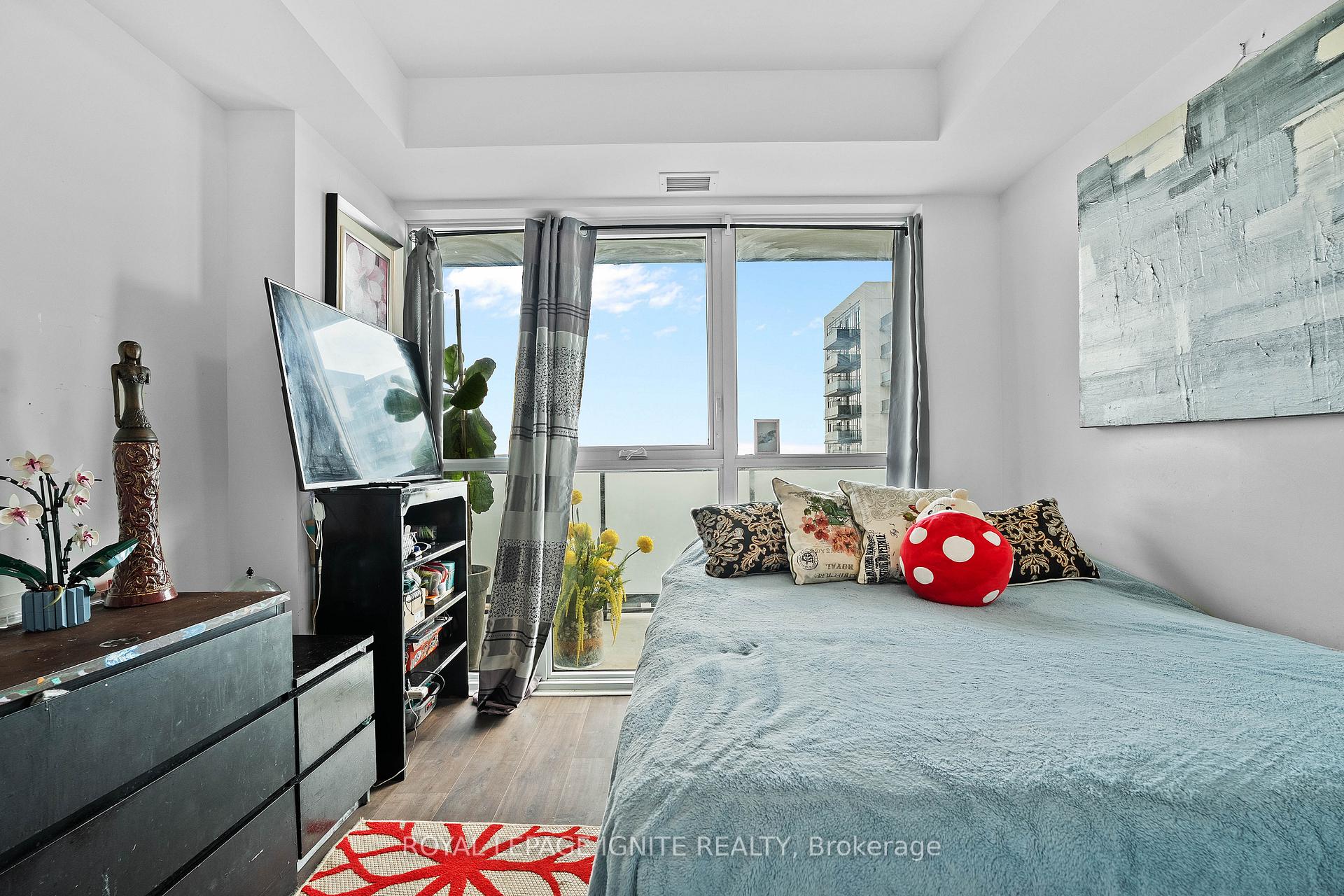 Photo 16 of Unit 2311, 2550 Simcoe Street N, Oshawa, Windfields — HOMEH