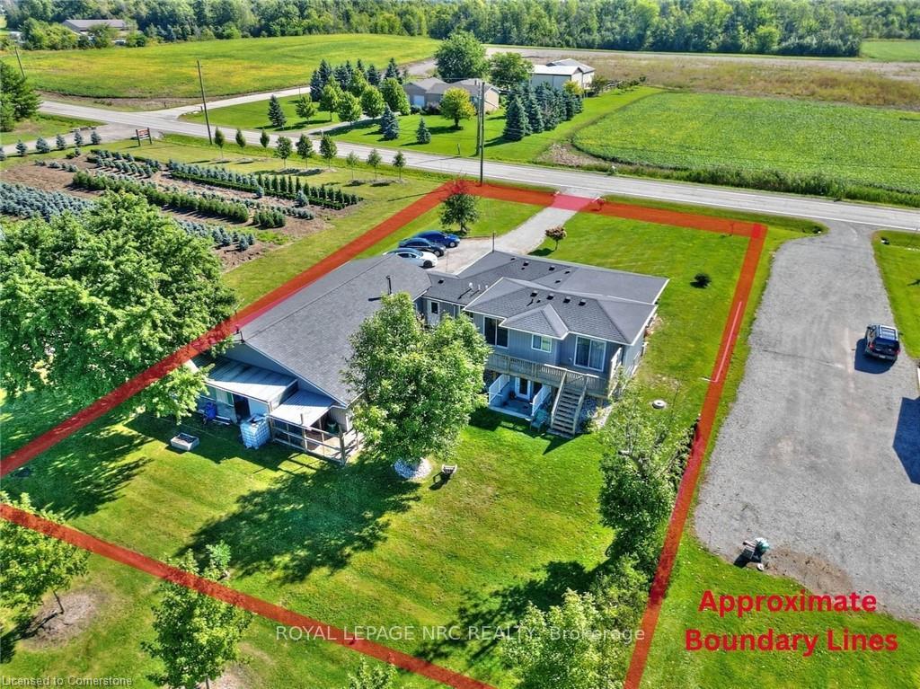 Photo 2 of 226 Woolverton Road, Grimsby, Grimsby Escarpment — HOMEH