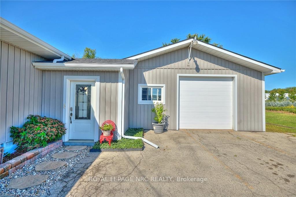Photo 7 of 226 Woolverton Road, Grimsby, Grimsby Escarpment — HOMEH