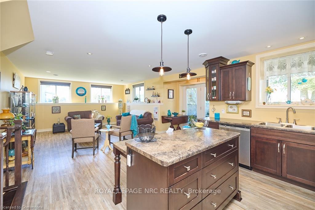 Photo 26 of 226 Woolverton Road, Grimsby, Grimsby Escarpment — HOMEH