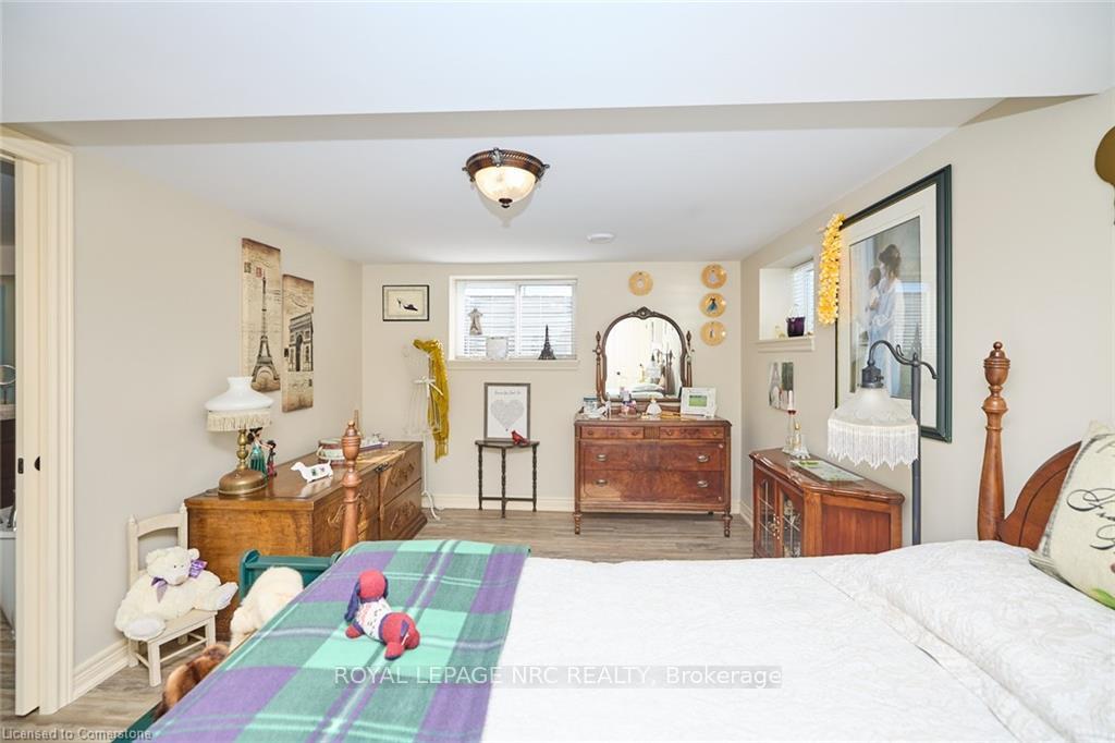Photo 31 of 226 Woolverton Road, Grimsby, Grimsby Escarpment — HOMEH