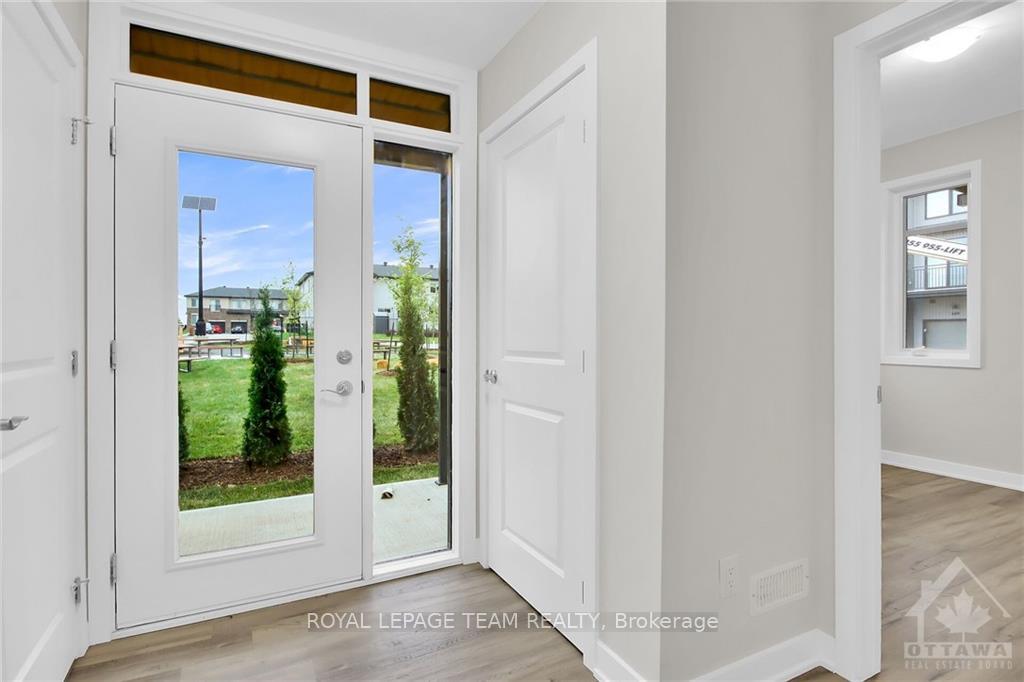Photo 2 of 662 Corporal, Ottawa, Blossom Park/Kemp Park/Findlay Creek — HOMEH