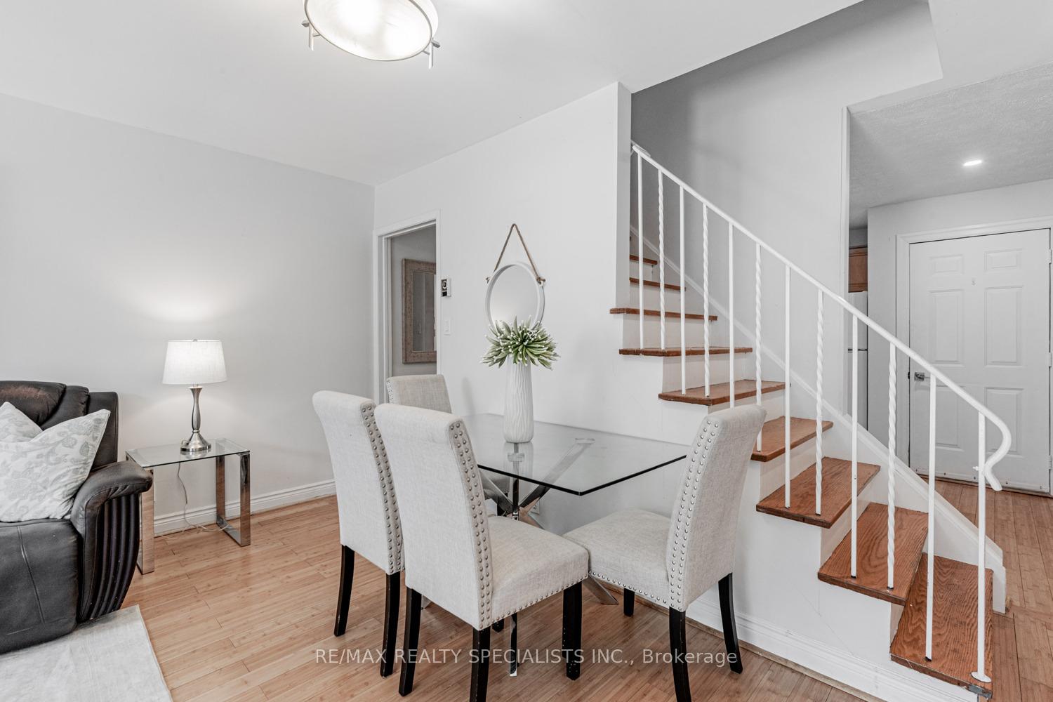Photo 6 of 116 Wales Avenue, Markham, Old Markham Village — HOMEH