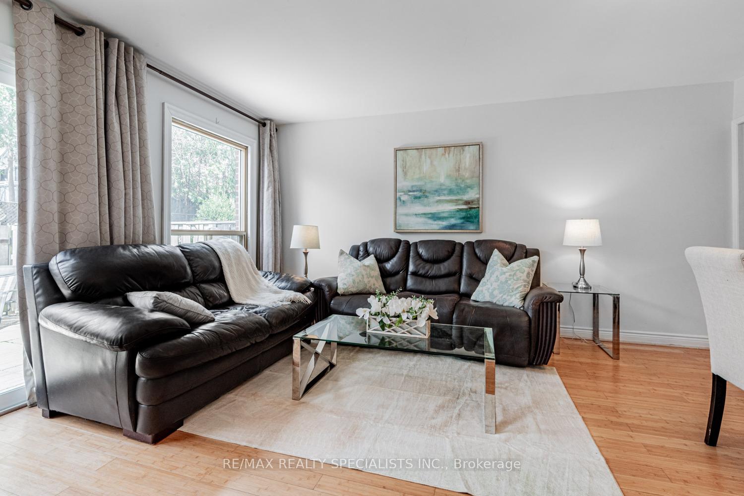 Photo 17 of 116 Wales Avenue, Markham, Old Markham Village — HOMEH
