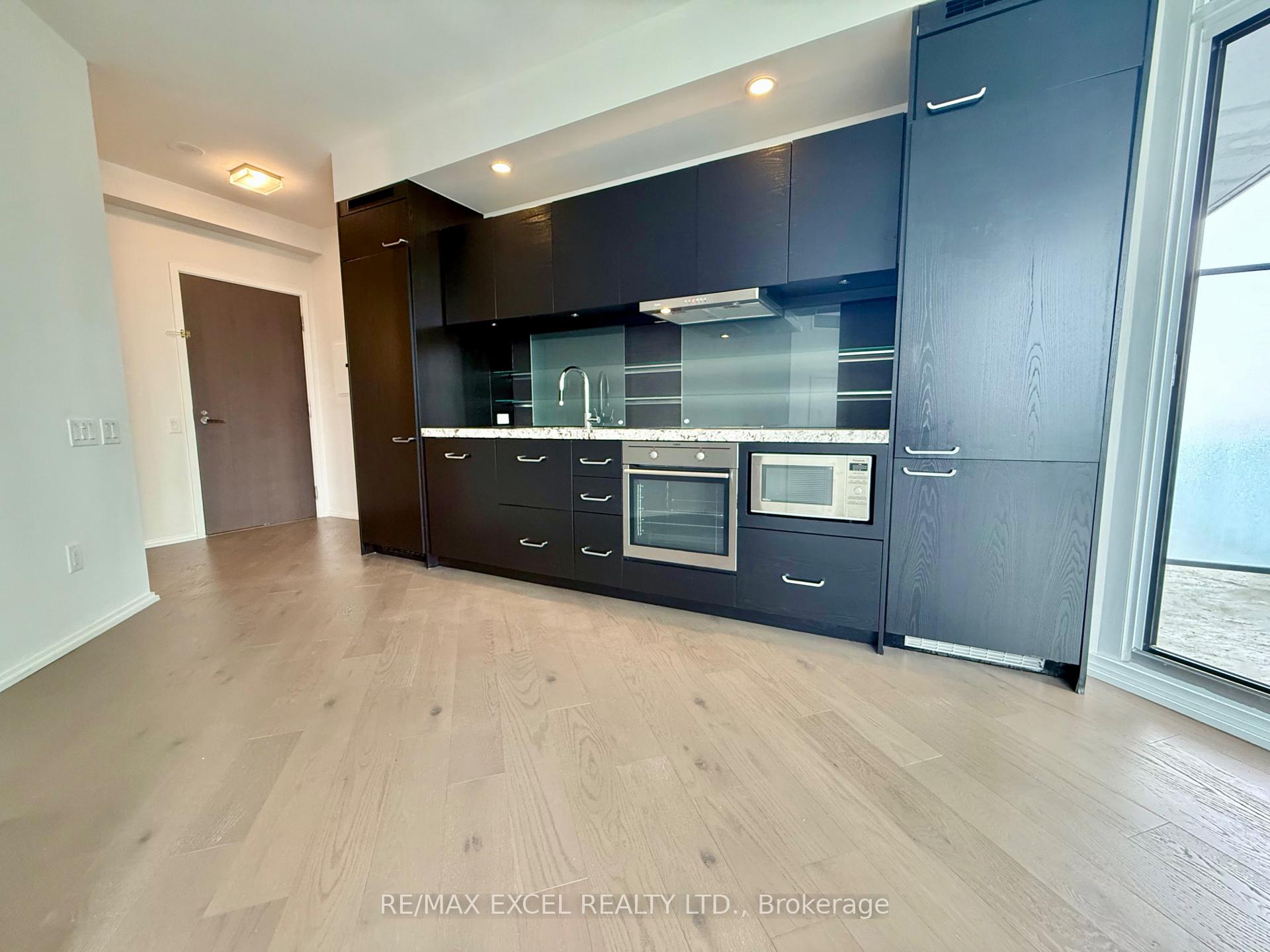 Photo 2 of Unit 4706, 45 Charles Street E, Toronto, Church-Yonge Corridor — HOMEH