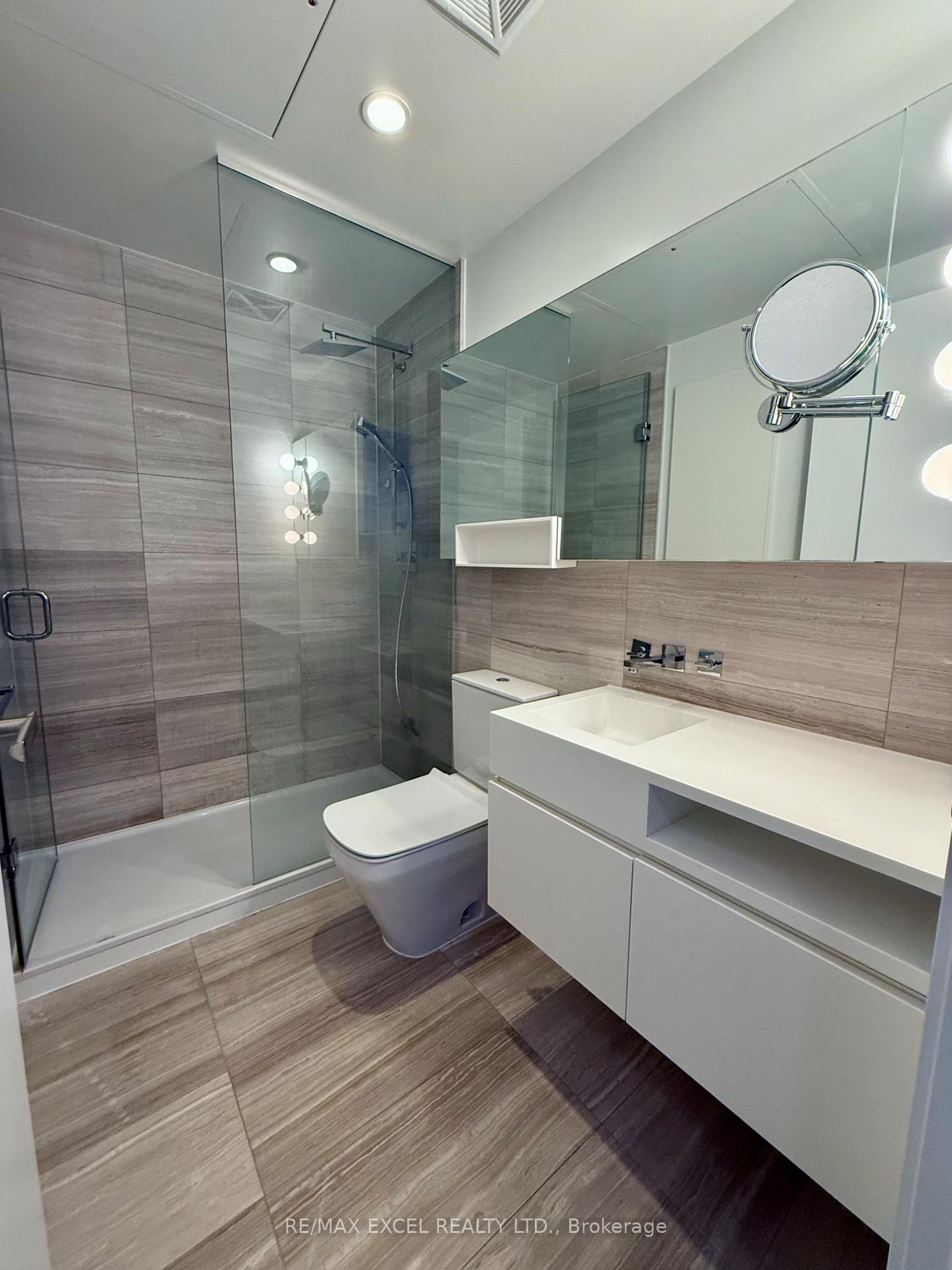 Photo 5 of Unit 4706, 45 Charles Street E, Toronto, Church-Yonge Corridor — HOMEH