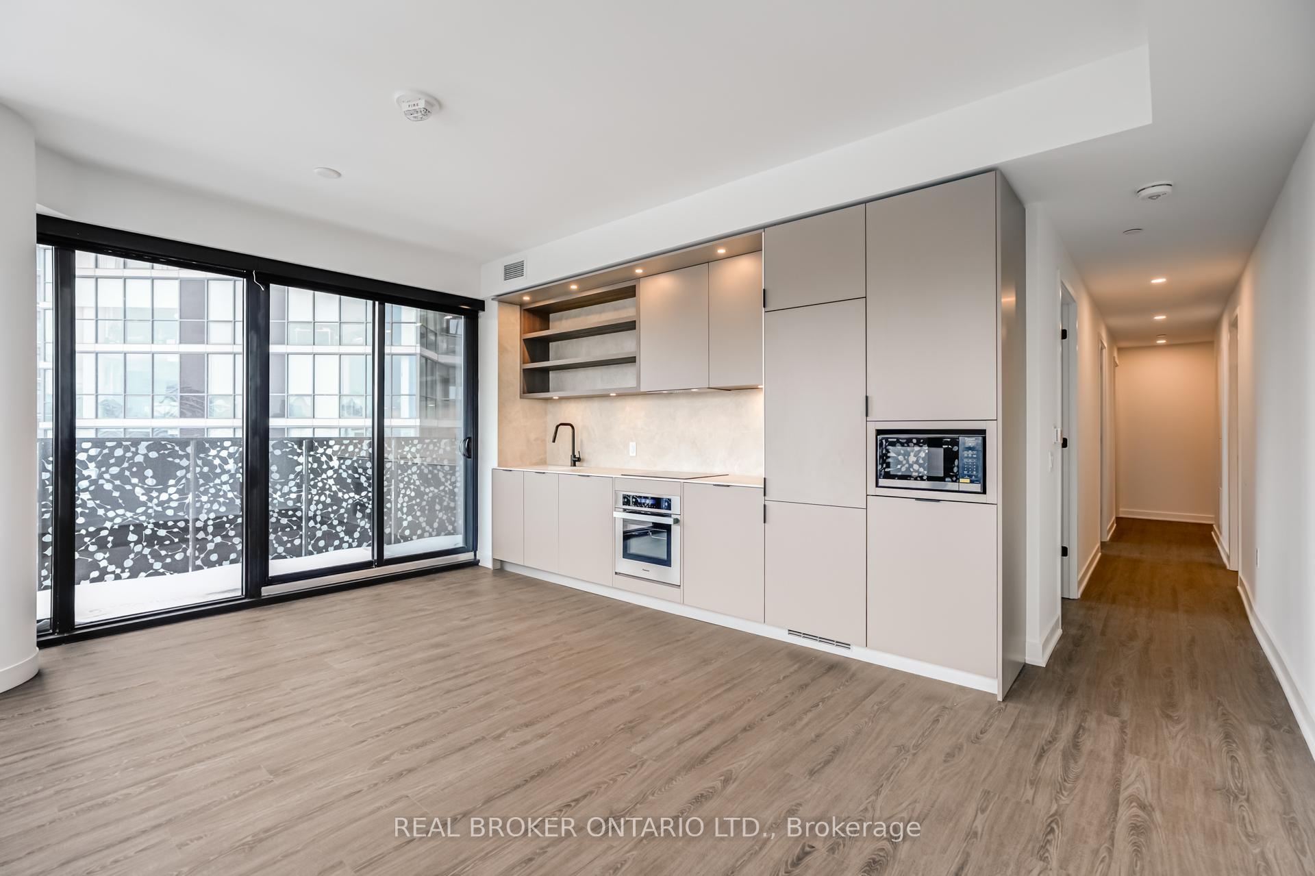 Photo 6 of Unit 2206, 55 Charles St Street E, Toronto, Church-Yonge Corridor — HOMEH