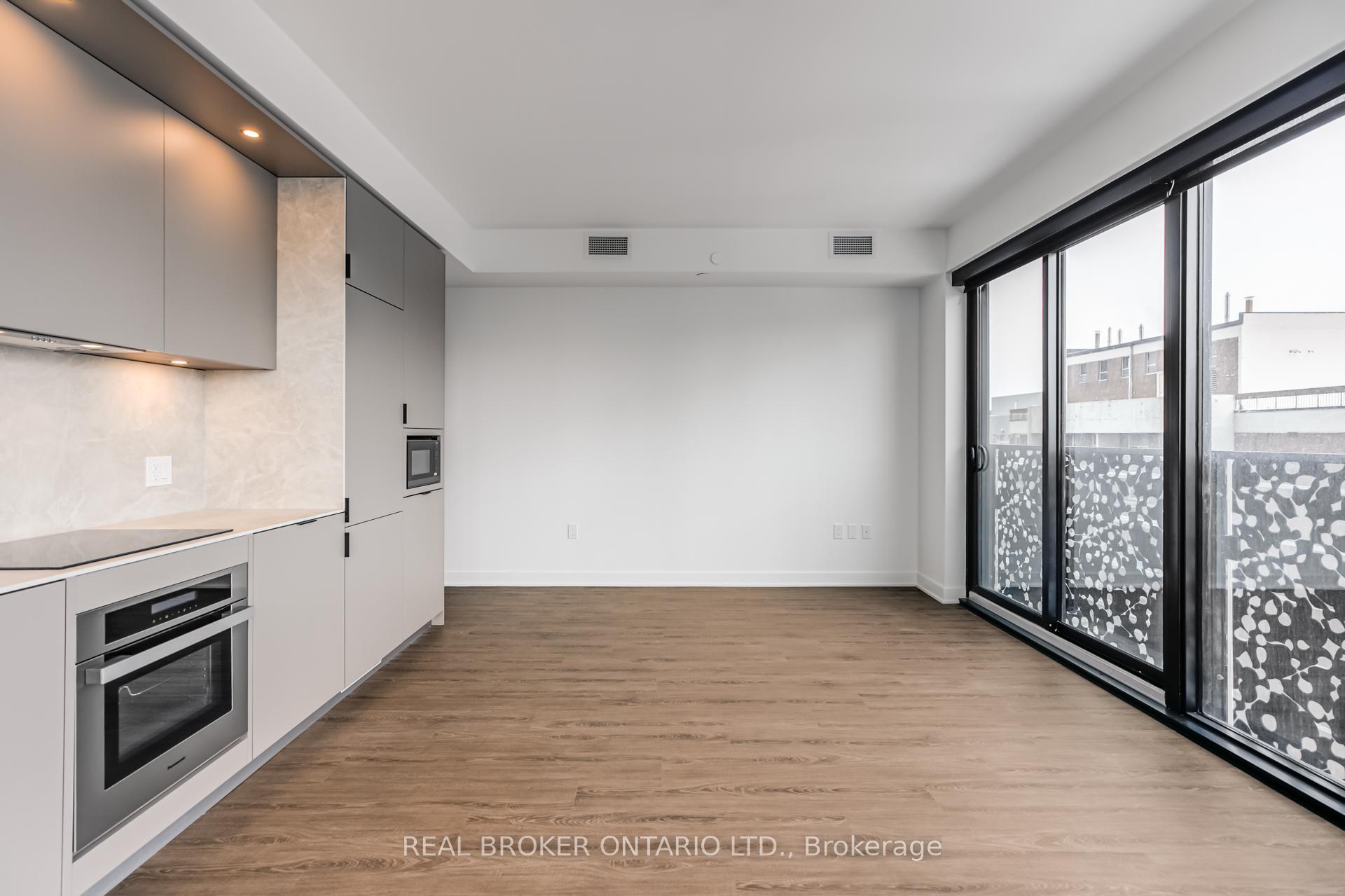 Photo 9 of Unit 2206, 55 Charles St Street E, Toronto, Church-Yonge Corridor — HOMEH