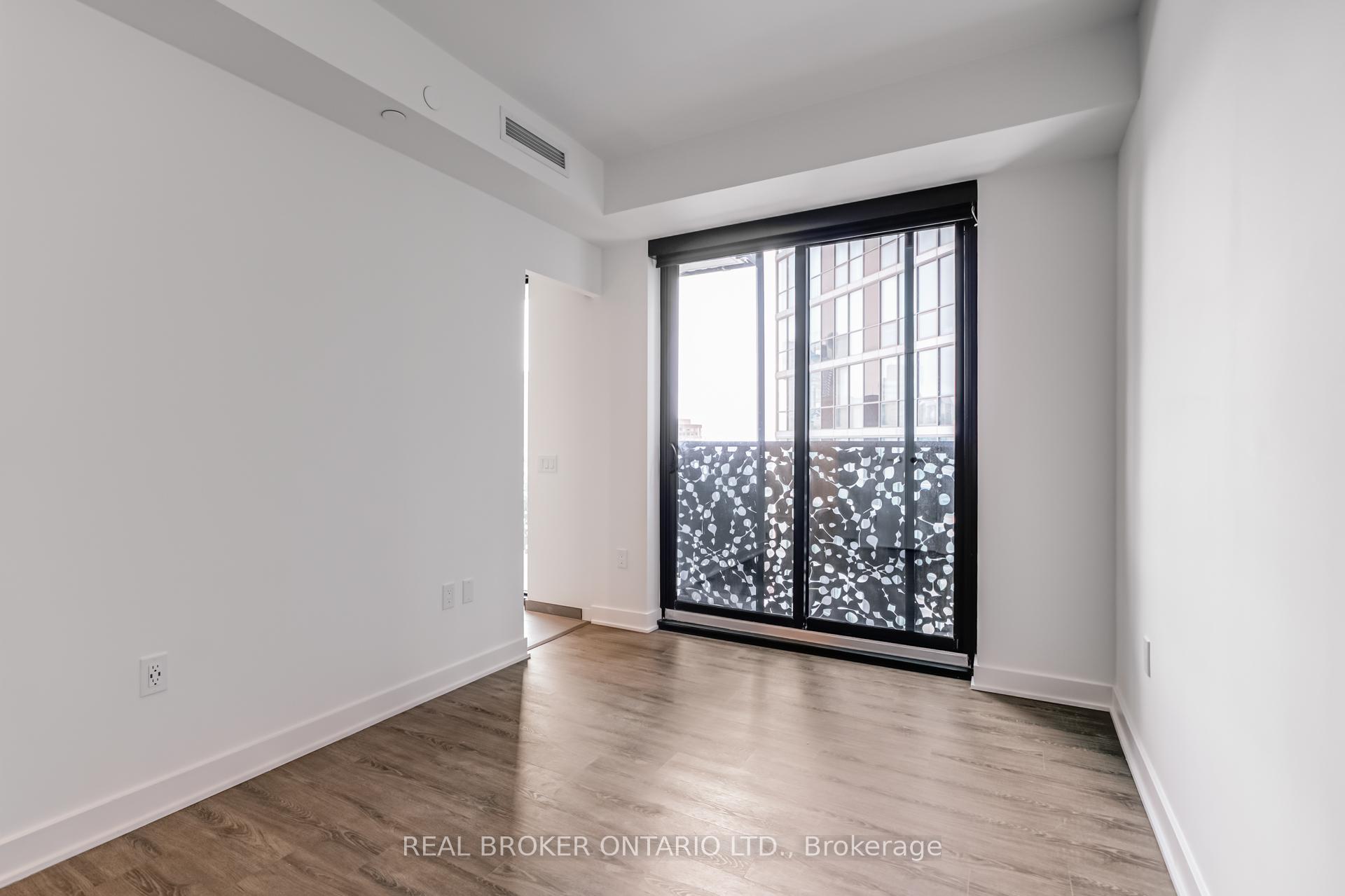 Photo 8 of Unit 2206, 55 Charles St Street E, Toronto, Church-Yonge Corridor — HOMEH