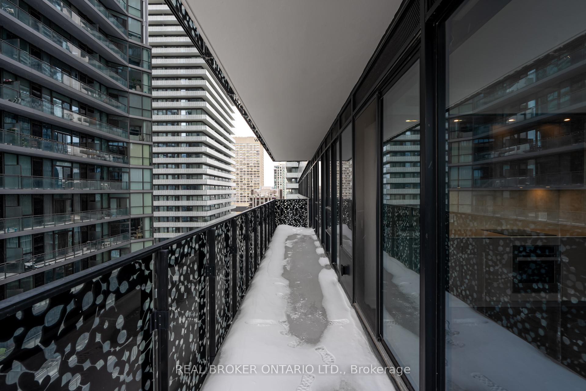 Photo 29 of Unit 2206, 55 Charles St Street E, Toronto, Church-Yonge Corridor — HOMEH