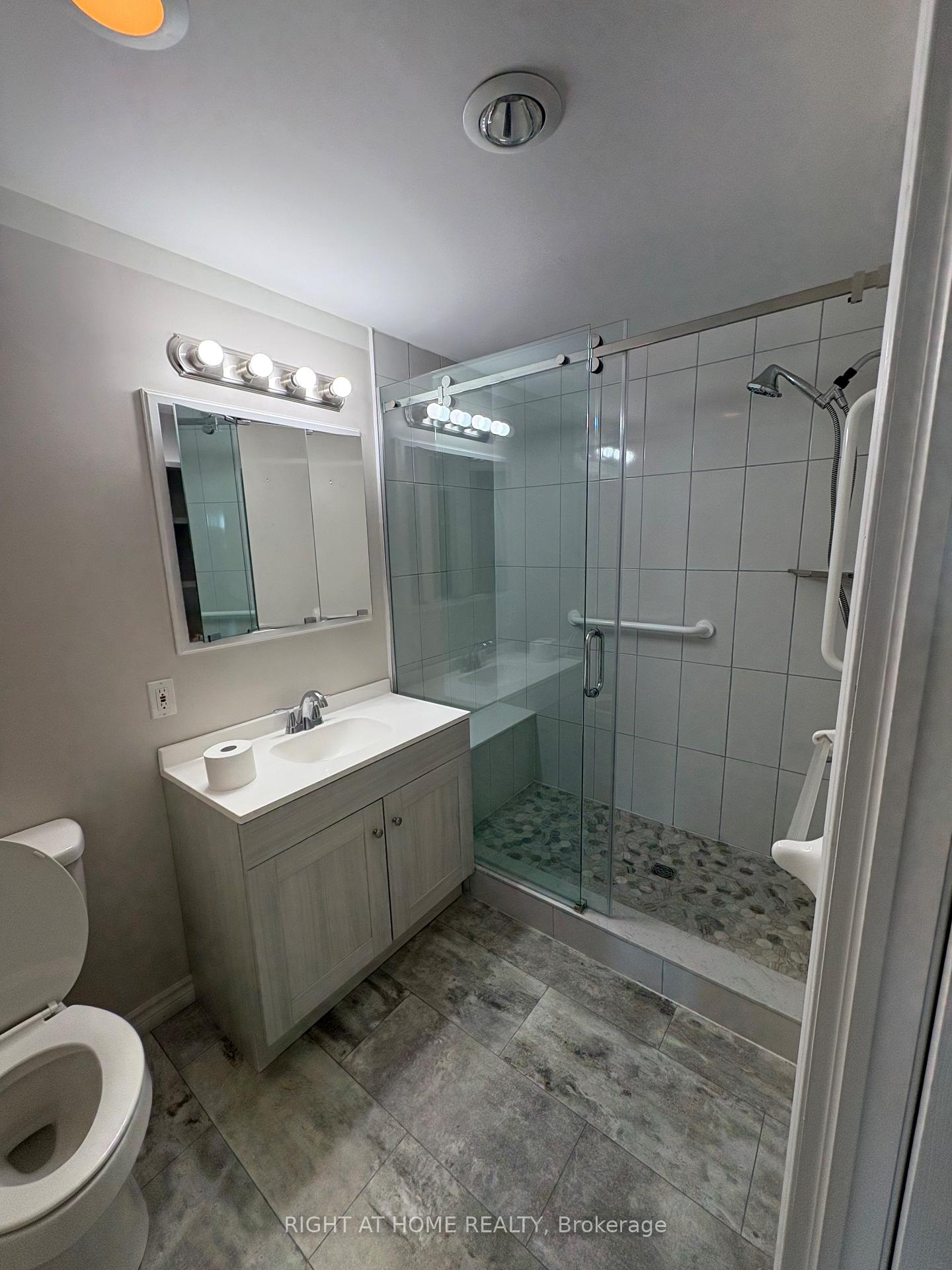 Photo 24 of Unit 417, 94 Dean Avenue, Barrie, Painswick South — HOMEH