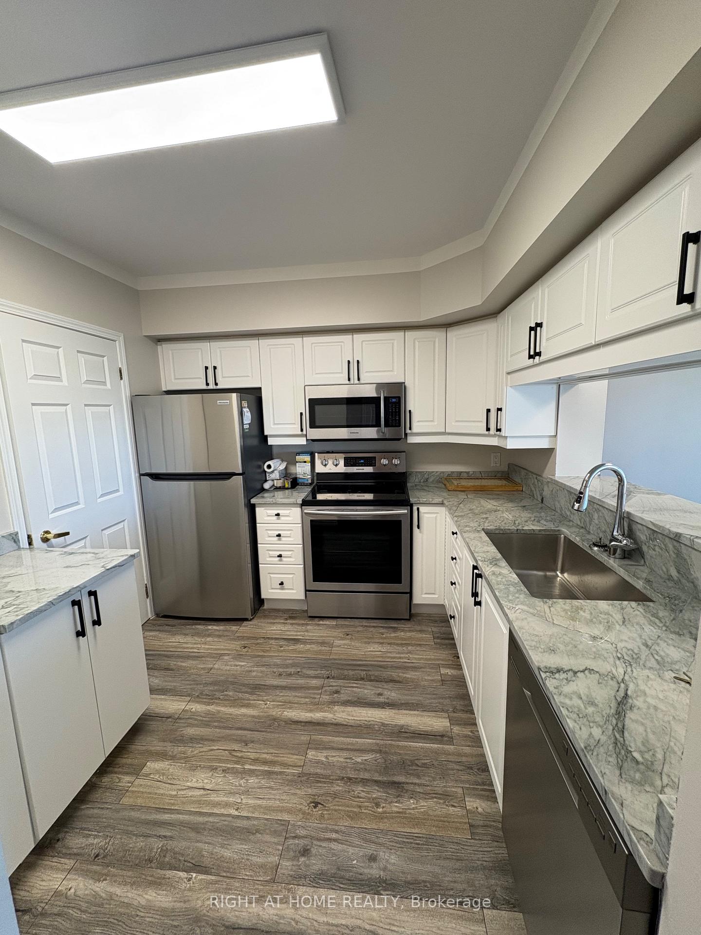 Photo 36 of Unit 417, 94 Dean Avenue, Barrie, Painswick South — HOMEH