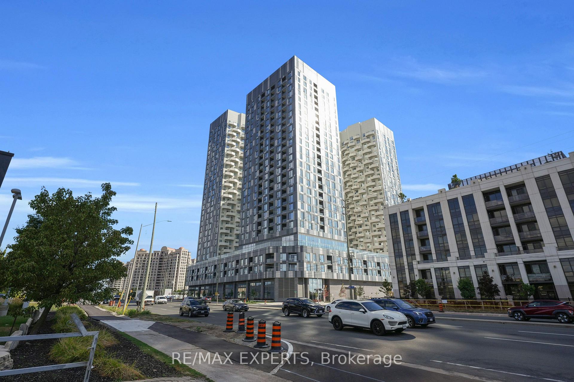 Photo 5 of Unit 424, 10 Abeja Street, Vaughan, Concord — HOMEH