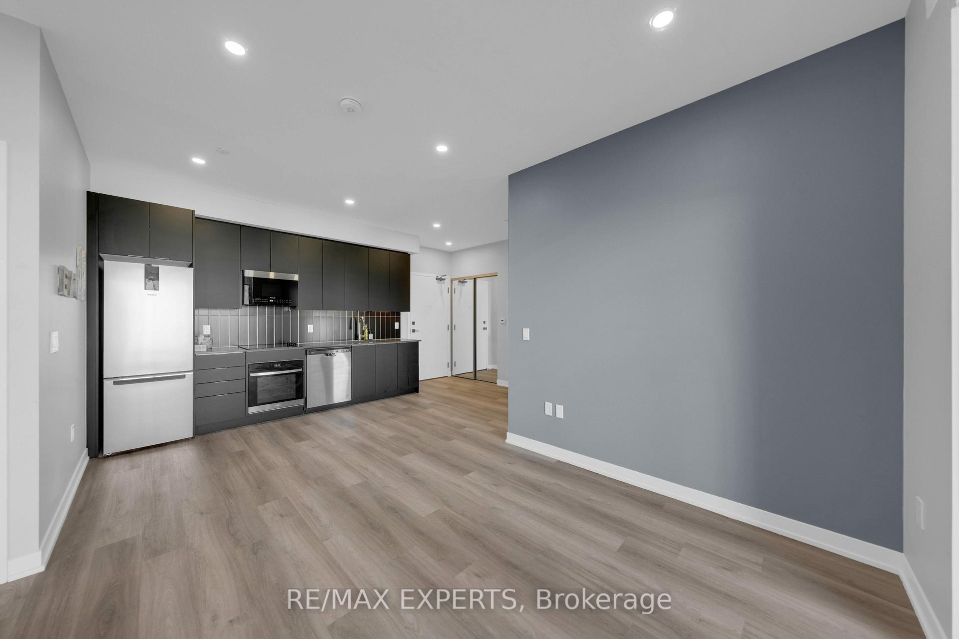 Photo 14 of Unit 424, 10 Abeja Street, Vaughan, Concord — HOMEH