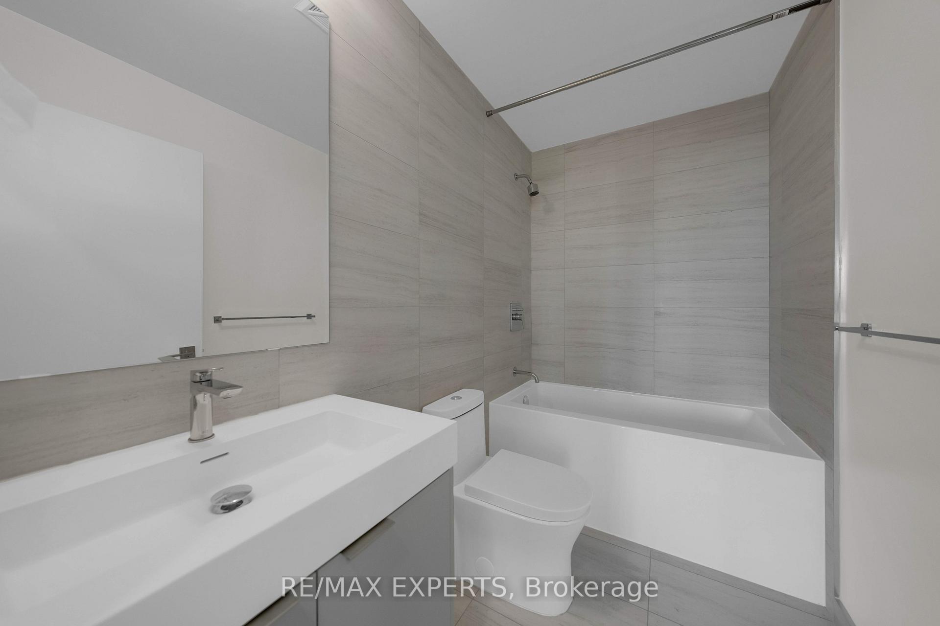 Photo 24 of Unit 424, 10 Abeja Street, Vaughan, Concord — HOMEH