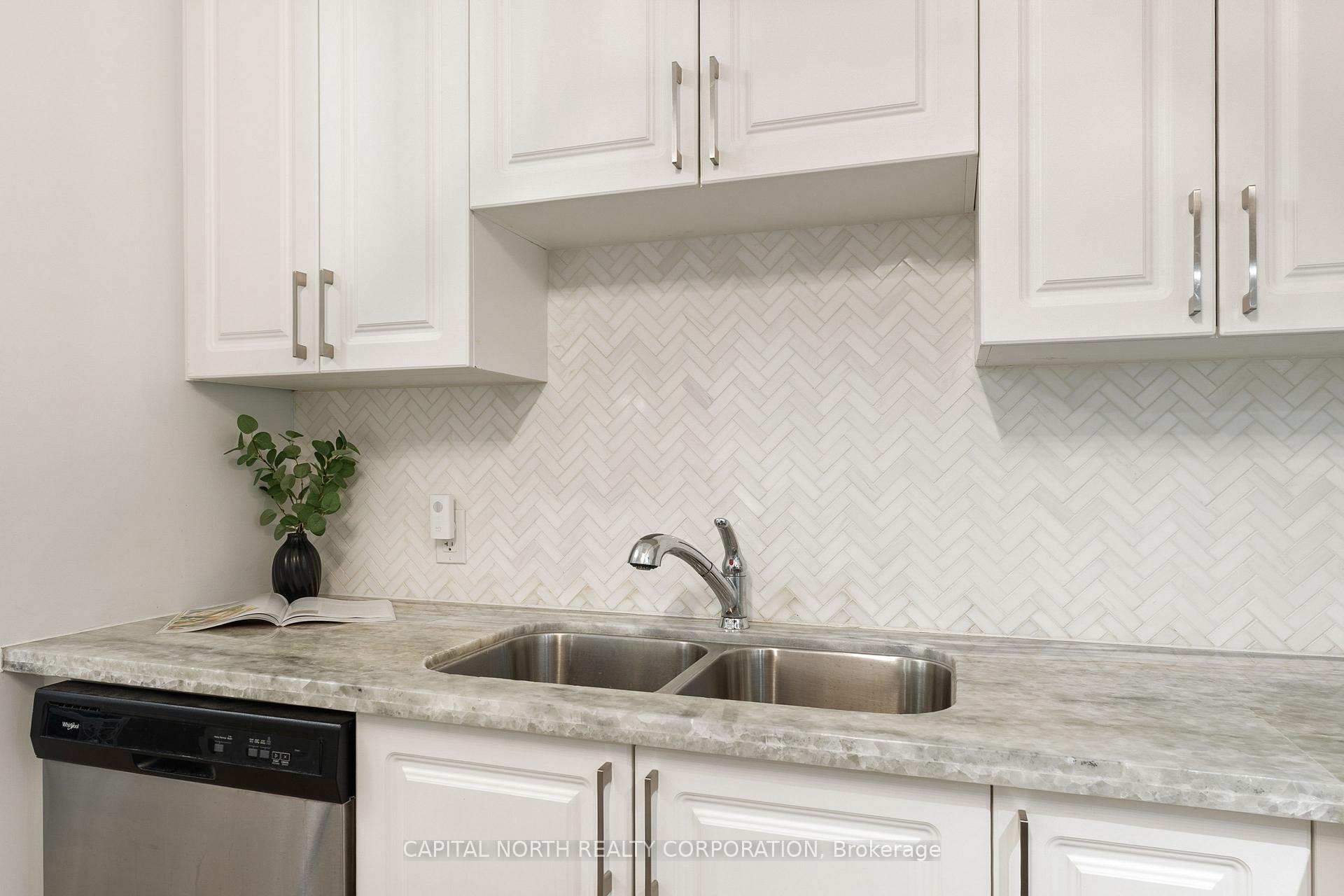 Photo 6 of Unit 1302, 5289 Highway 7, Vaughan, Vaughan Grove — HOMEH