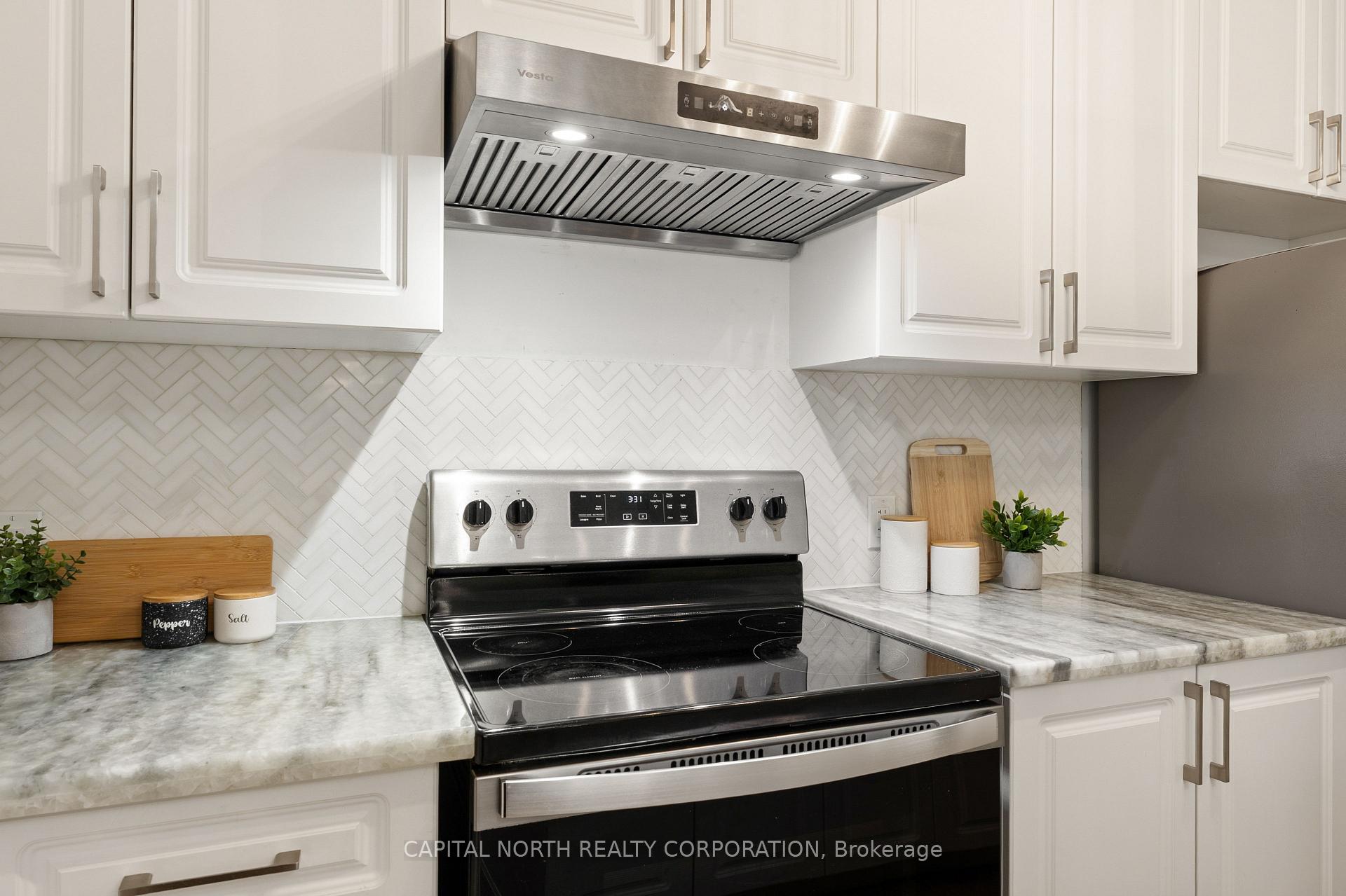 Photo 10 of Unit 1302, 5289 Highway 7, Vaughan, Vaughan Grove — HOMEH
