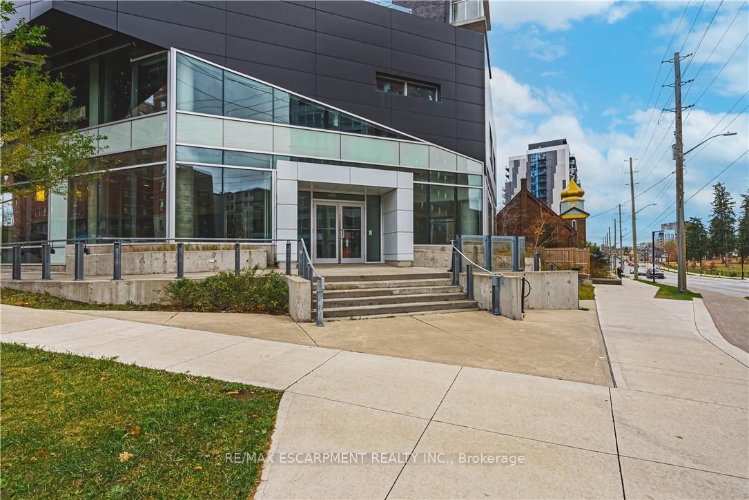 Photo 2 of Unit 1108, 158 King Street N, Waterloo, Beechwood/University — HOMEH