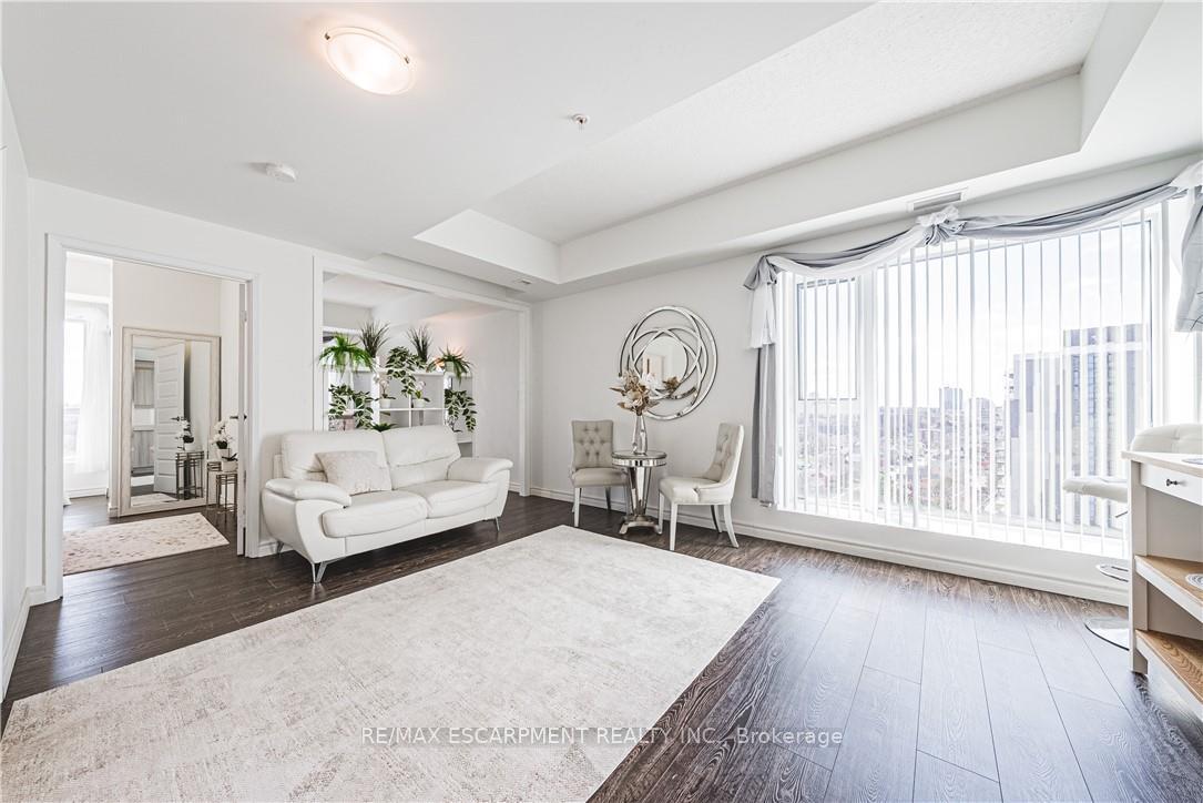 Photo 12 of Unit 1108, 158 King Street N, Waterloo, Beechwood/University — HOMEH