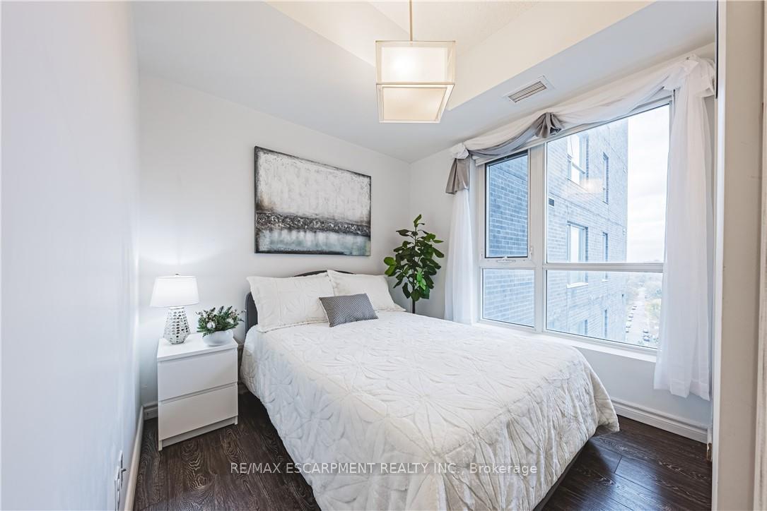 Photo 28 of Unit 1108, 158 King Street N, Waterloo, Beechwood/University — HOMEH