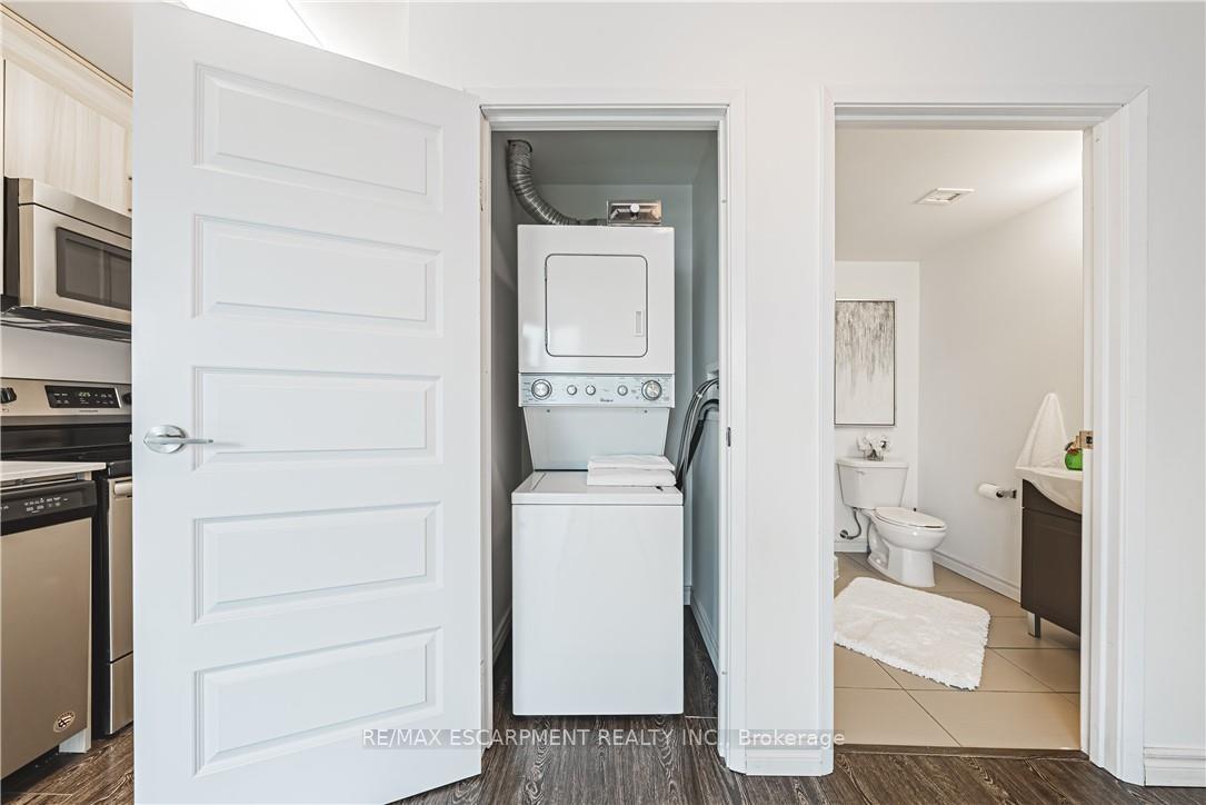 Photo 15 of Unit 1108, 158 King Street N, Waterloo, Beechwood/University — HOMEH