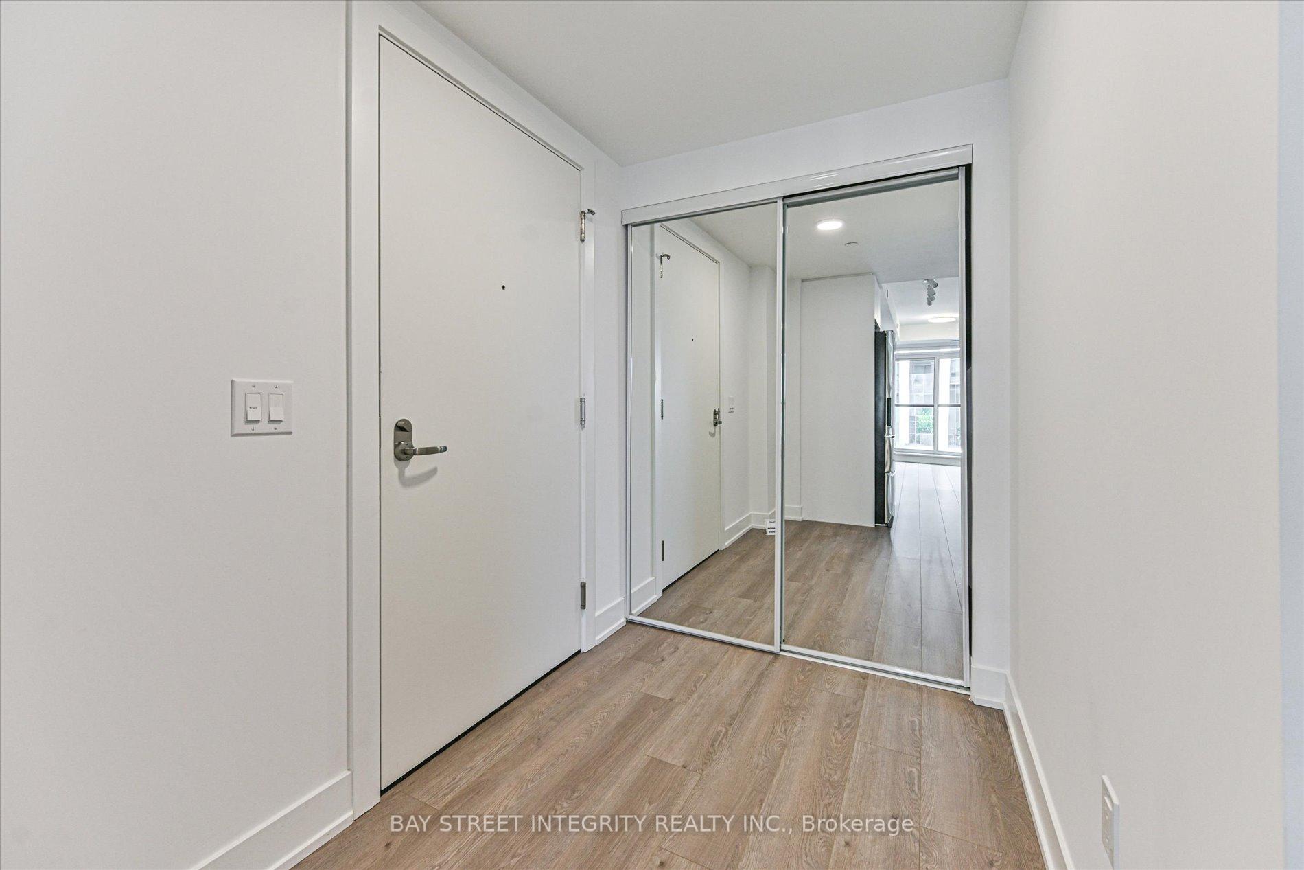 Photo 7 of Unit 1511, 8 Cedarland Drive, Markham, Unionville — HOMEH