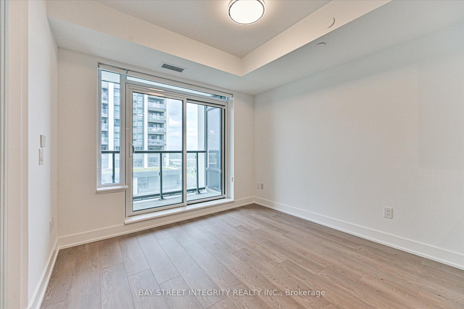 Photo 10 of Unit 1511, 8 Cedarland Drive, Markham, Unionville — HOMEH