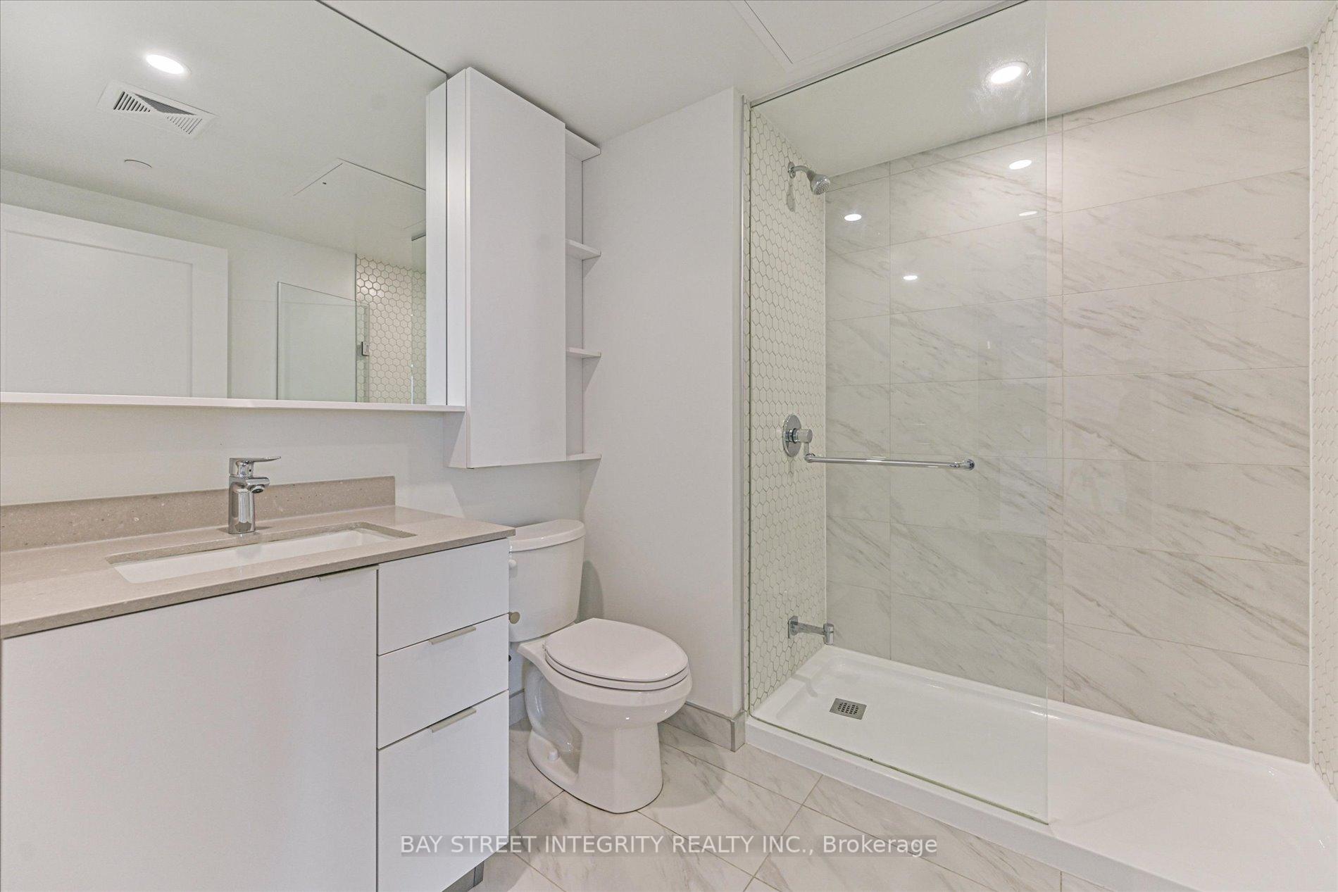 Photo 12 of Unit 1511, 8 Cedarland Drive, Markham, Unionville — HOMEH