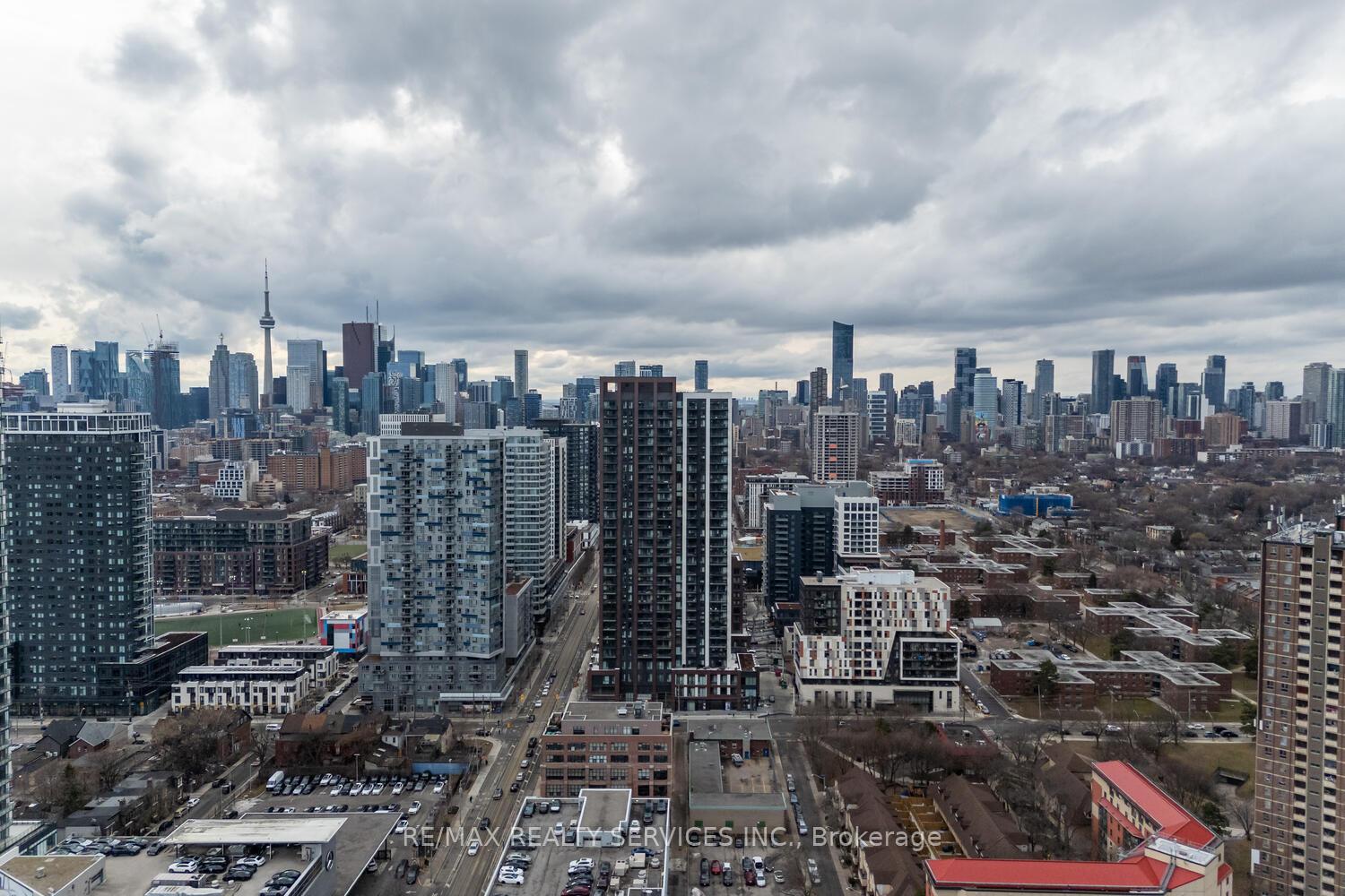 Photo 2 of Unit 912, 130 River Street, Toronto, Regent Park — HOMEH