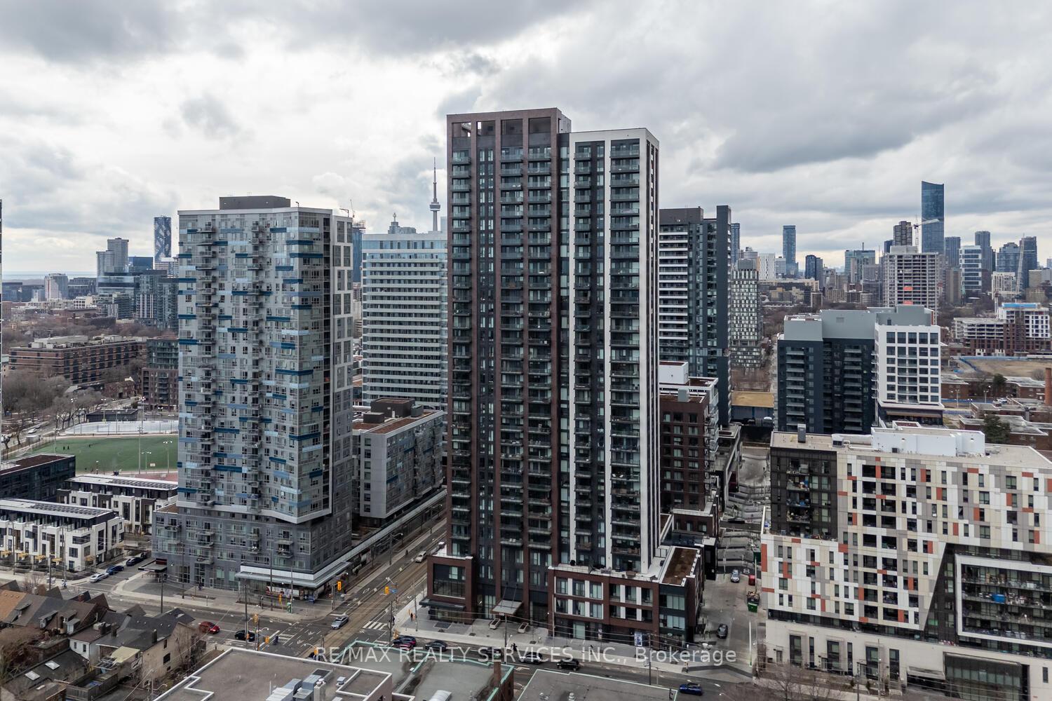 Photo 3 of Unit 912, 130 River Street, Toronto, Regent Park — HOMEH