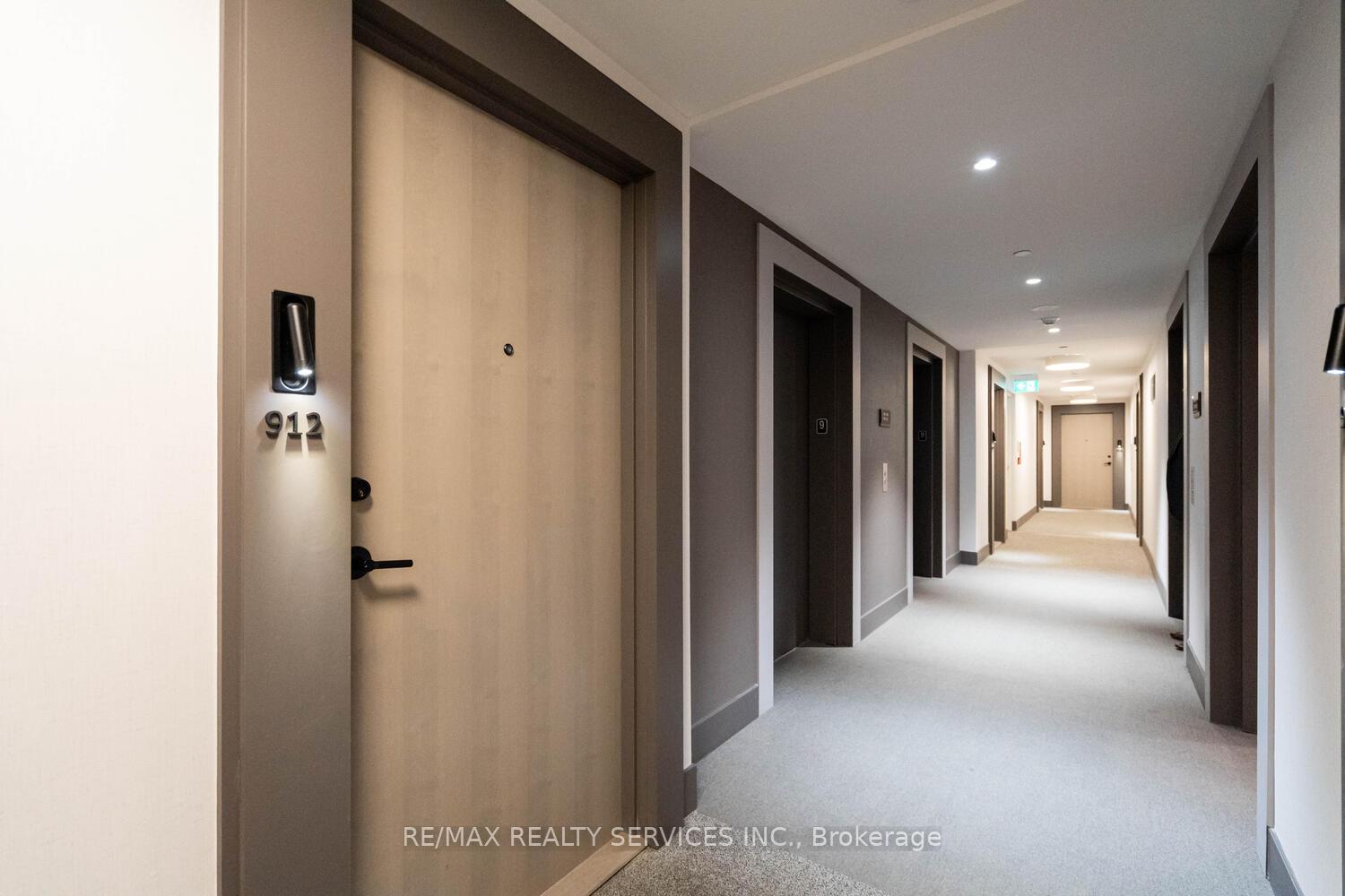 Photo 6 of Unit 912, 130 River Street, Toronto, Regent Park — HOMEH
