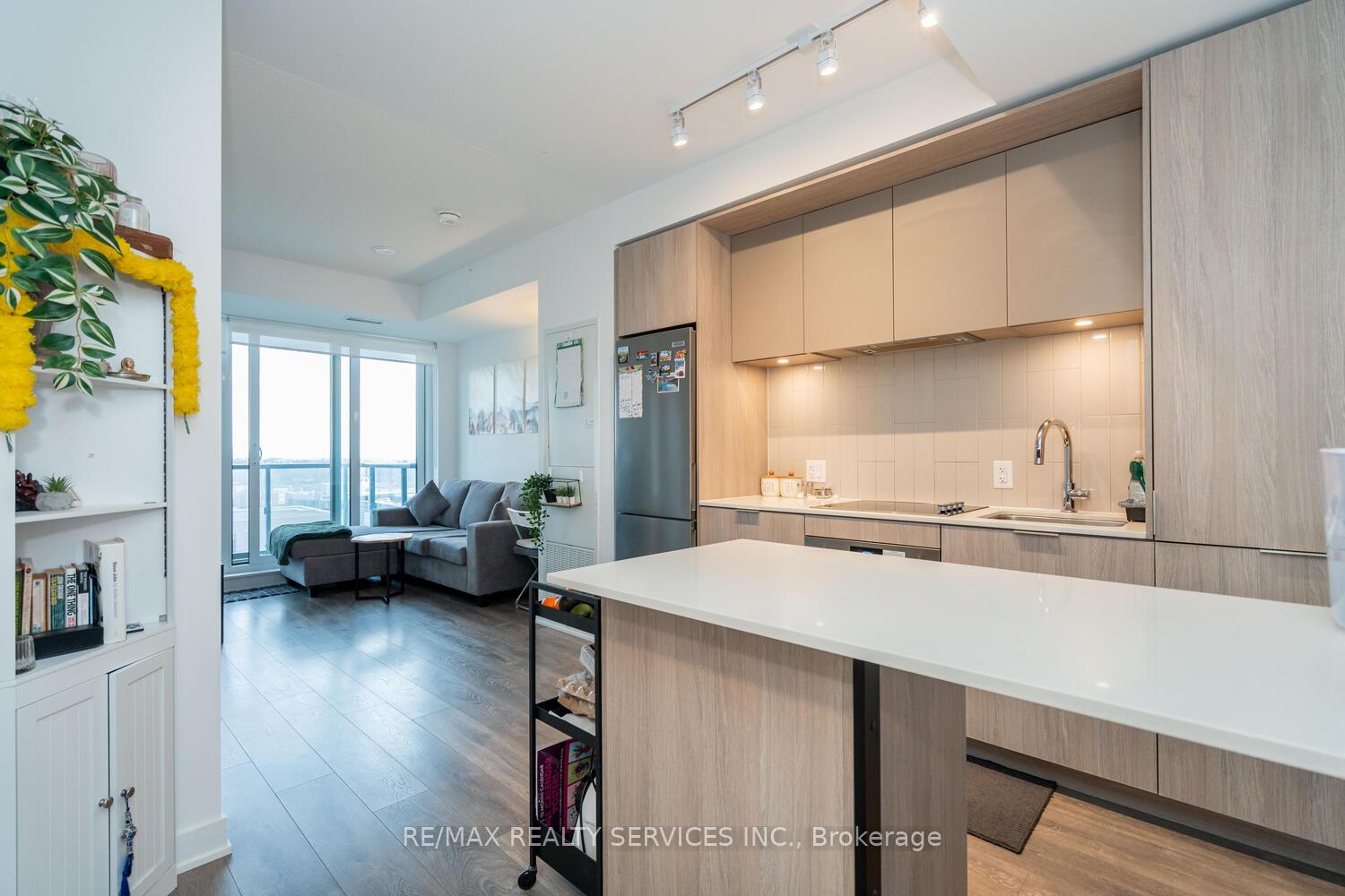 Photo 35 of Unit 912, 130 River Street, Toronto, Regent Park — HOMEH
