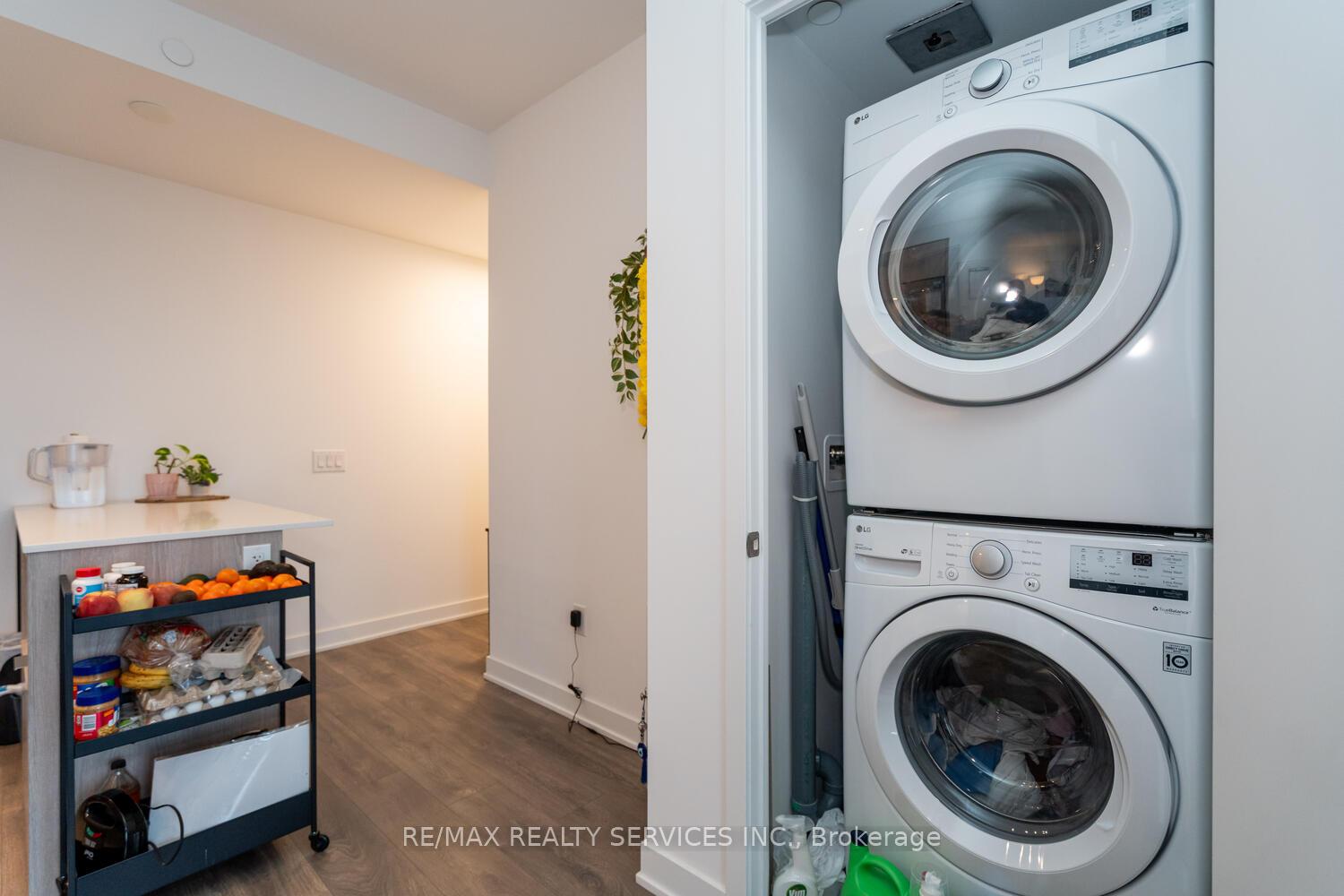 Photo 24 of Unit 912, 130 River Street, Toronto, Regent Park — HOMEH