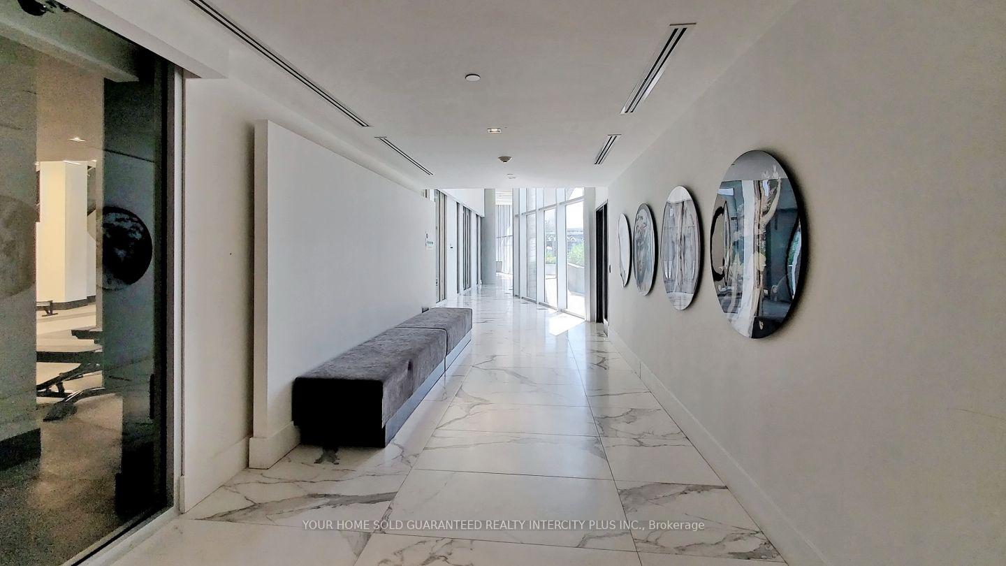 Photo 5 of Unit 3308, 2916 Highway 7 Avenue, Vaughan, Concord — HOMEH
