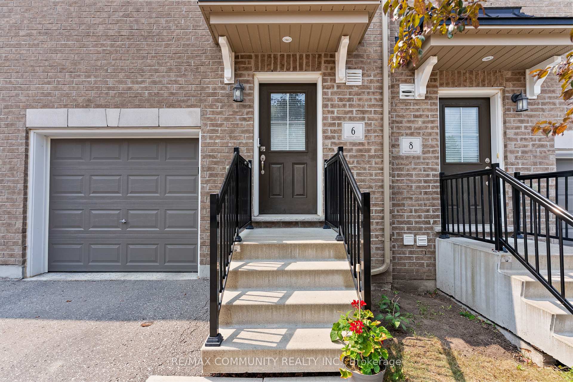 Photo 1 of 6 Ken Bromley Lane, Clarington, Bowmanville — HOMEH