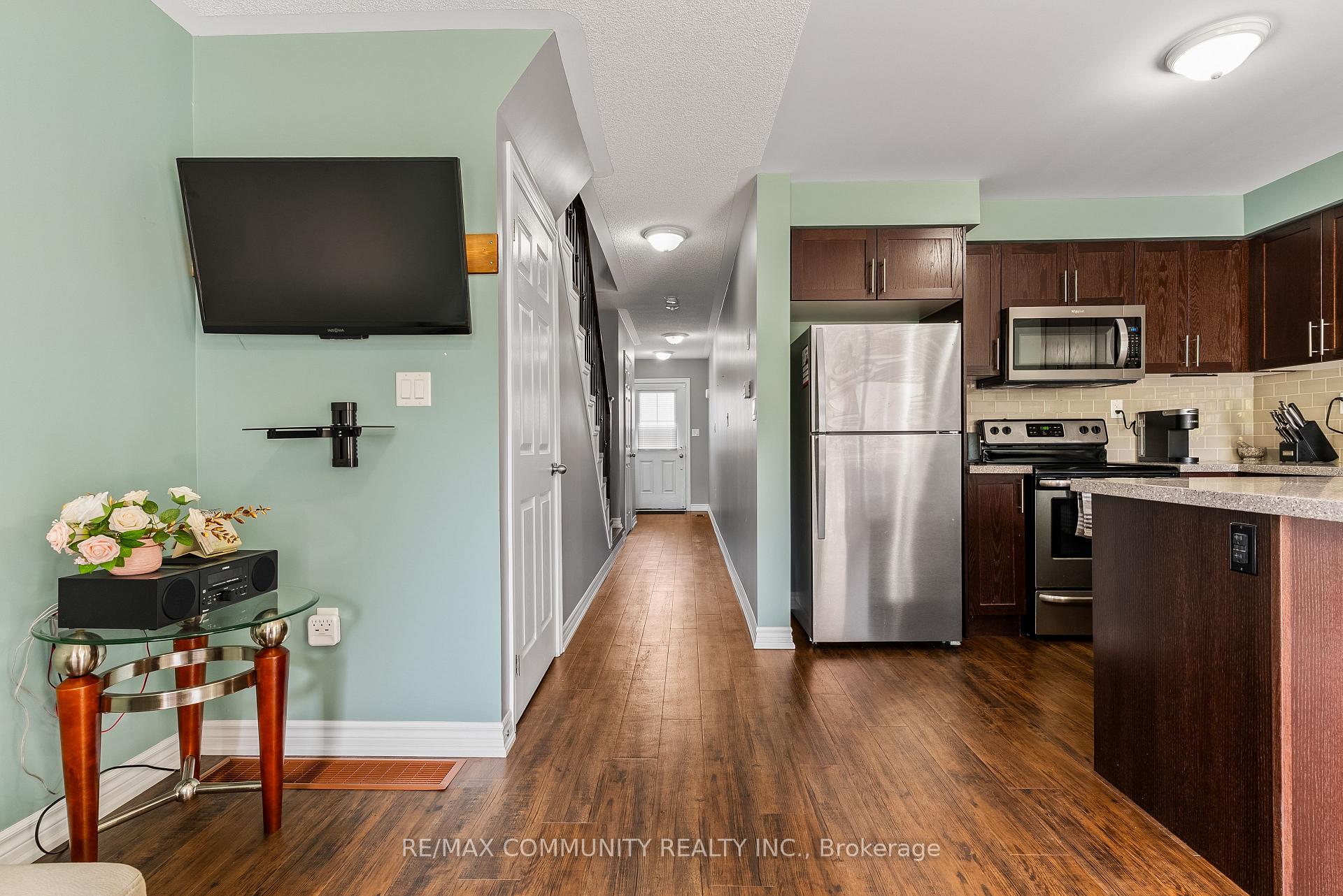 Photo 4 of 6 Ken Bromley Lane, Clarington, Bowmanville — HOMEH