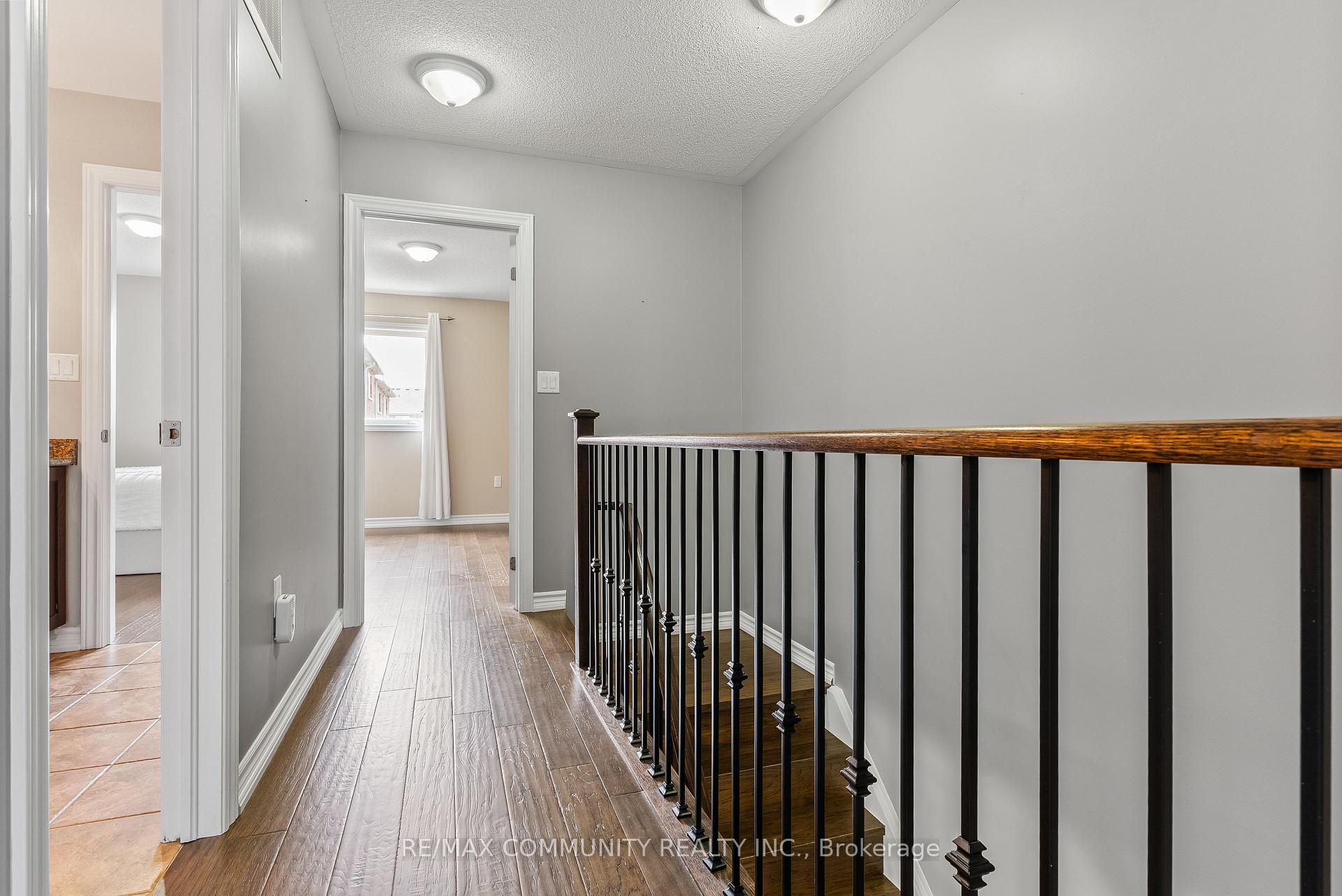 Photo 20 of 6 Ken Bromley Lane, Clarington, Bowmanville — HOMEH