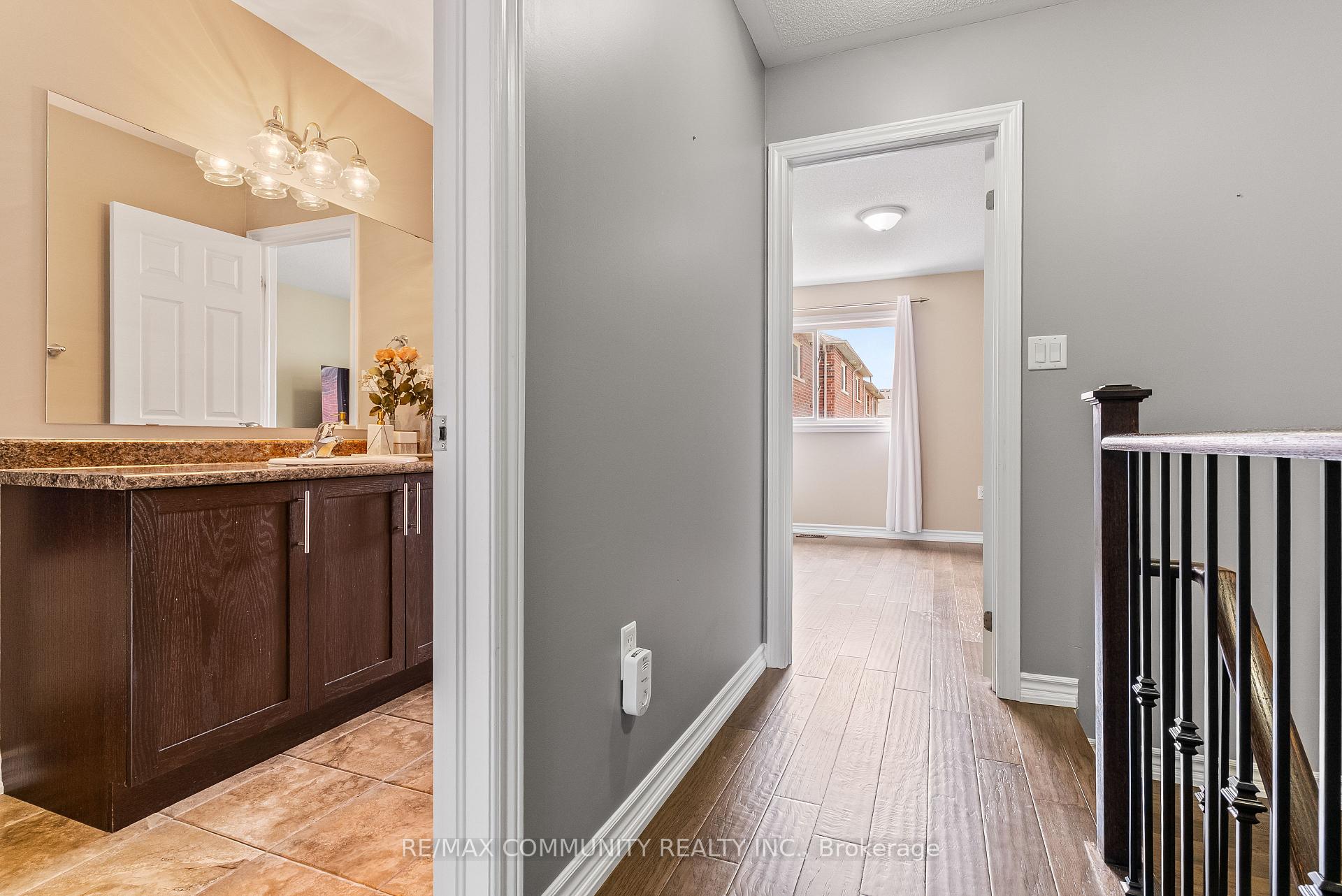 Photo 22 of 6 Ken Bromley Lane, Clarington, Bowmanville — HOMEH