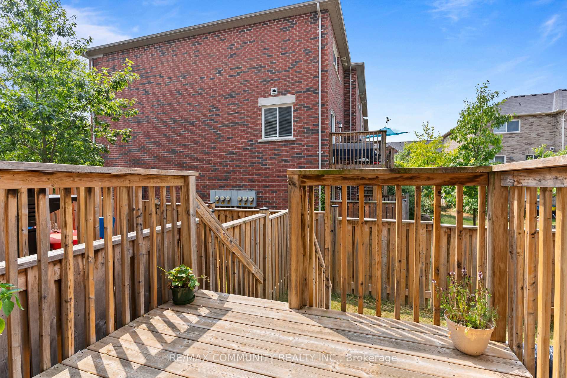 Photo 23 of 6 Ken Bromley Lane, Clarington, Bowmanville — HOMEH