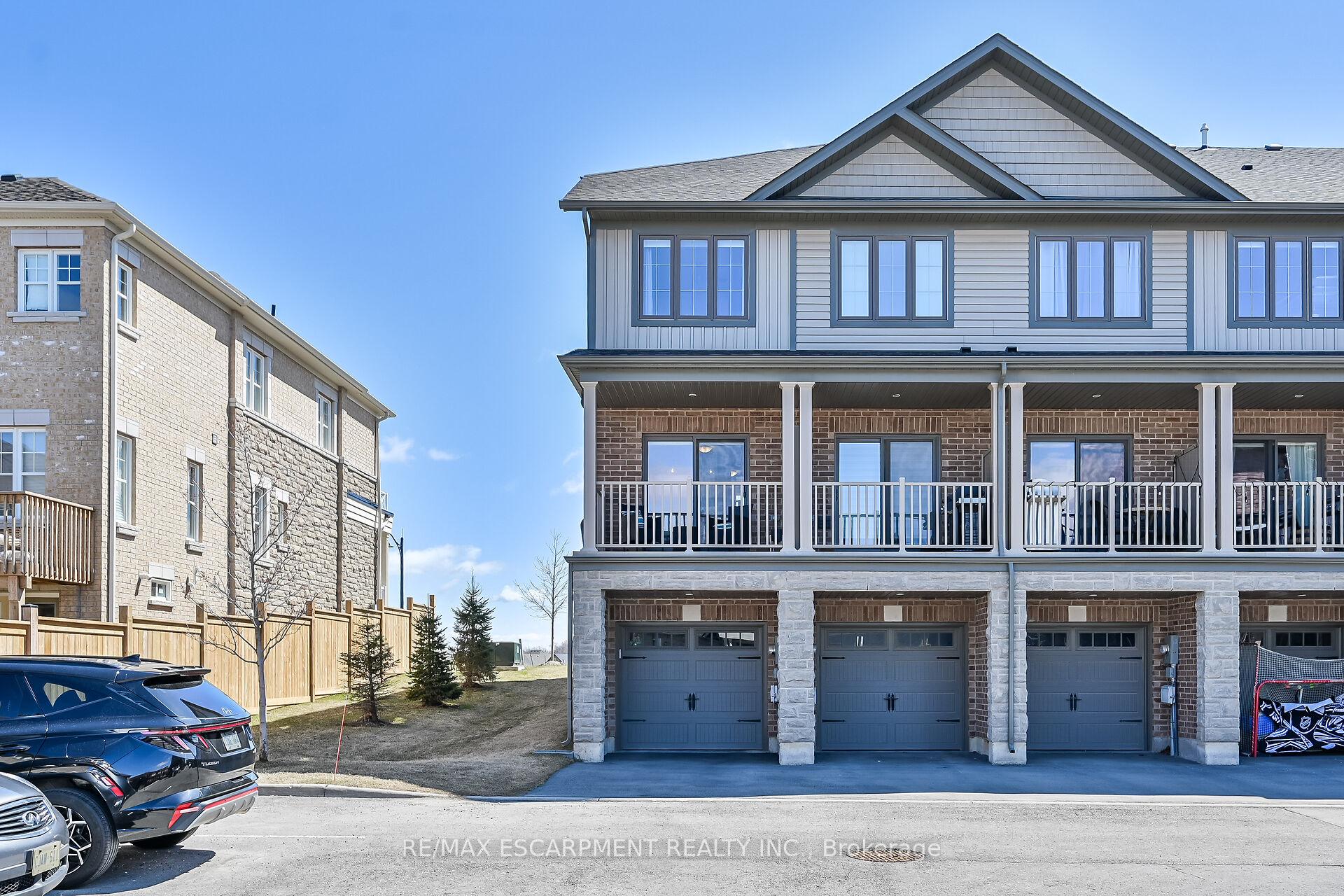 Photo 10 of 343 Skinner Road, Hamilton, Waterdown — HOMEH