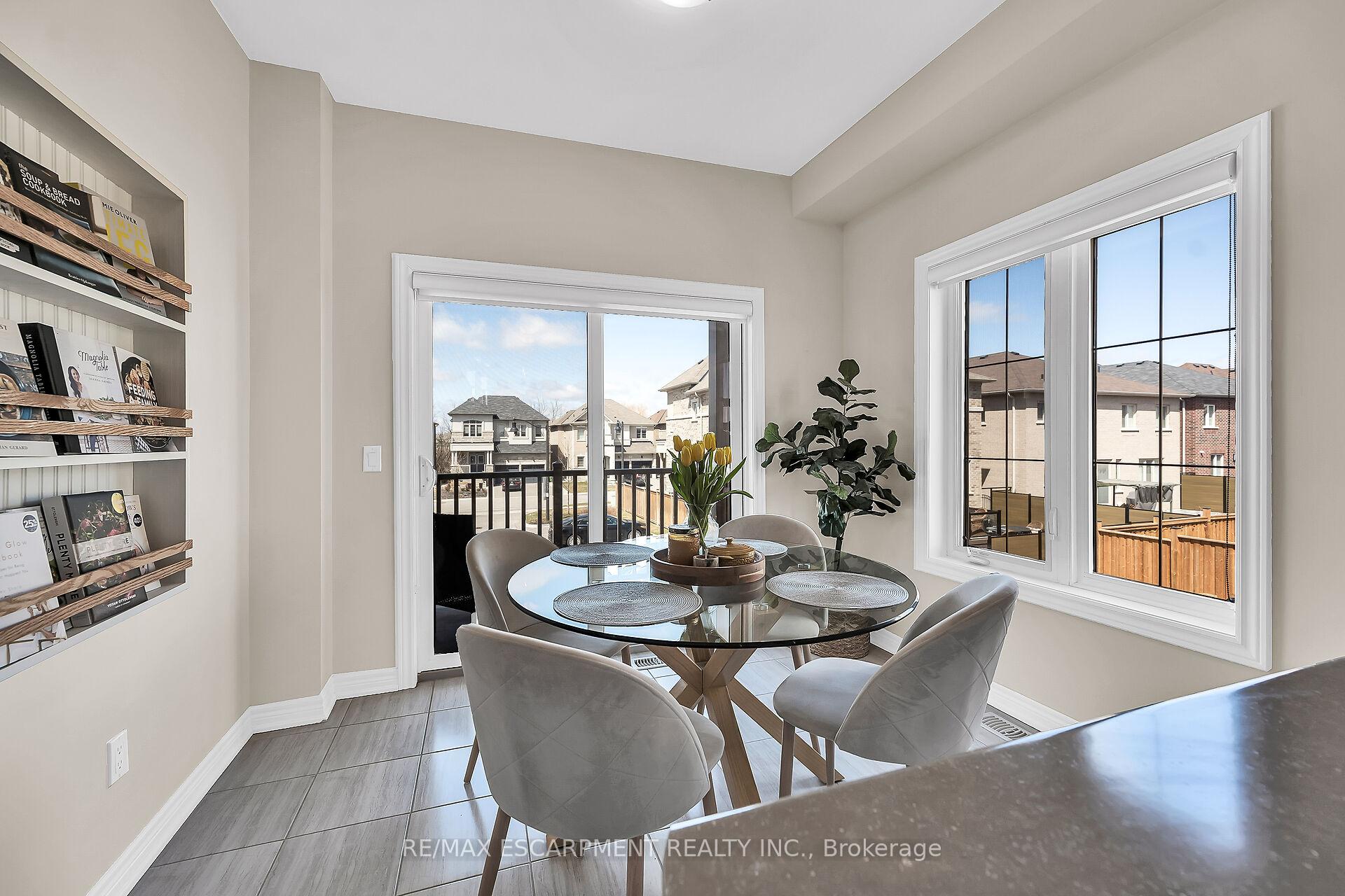 Photo 23 of 343 Skinner Road, Hamilton, Waterdown — HOMEH