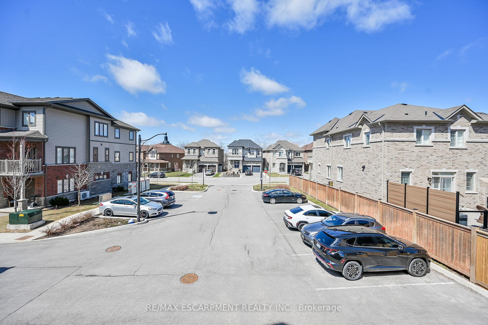 Photo 16 of 343 Skinner Road, Hamilton, Waterdown — HOMEH