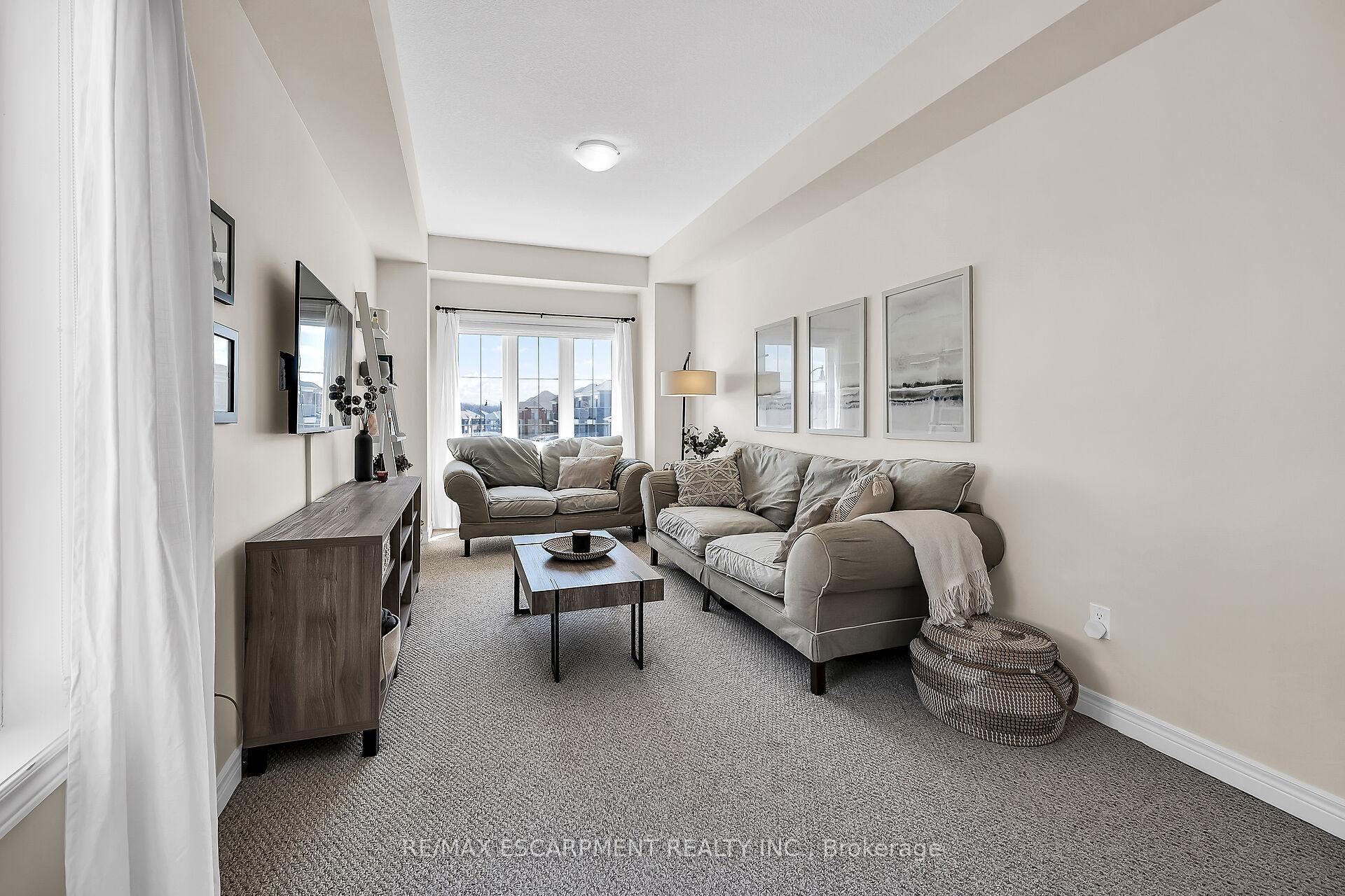 Photo 22 of 343 Skinner Road, Hamilton, Waterdown — HOMEH